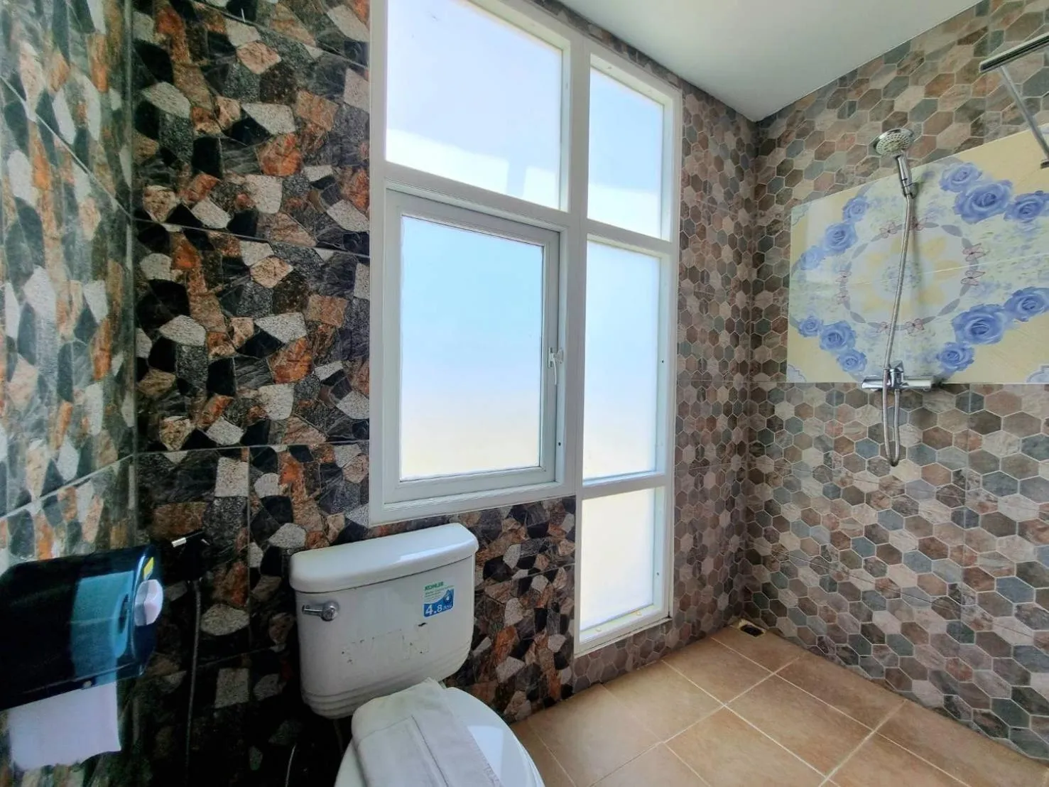 Shower in 77 Patong Hotel & Spa