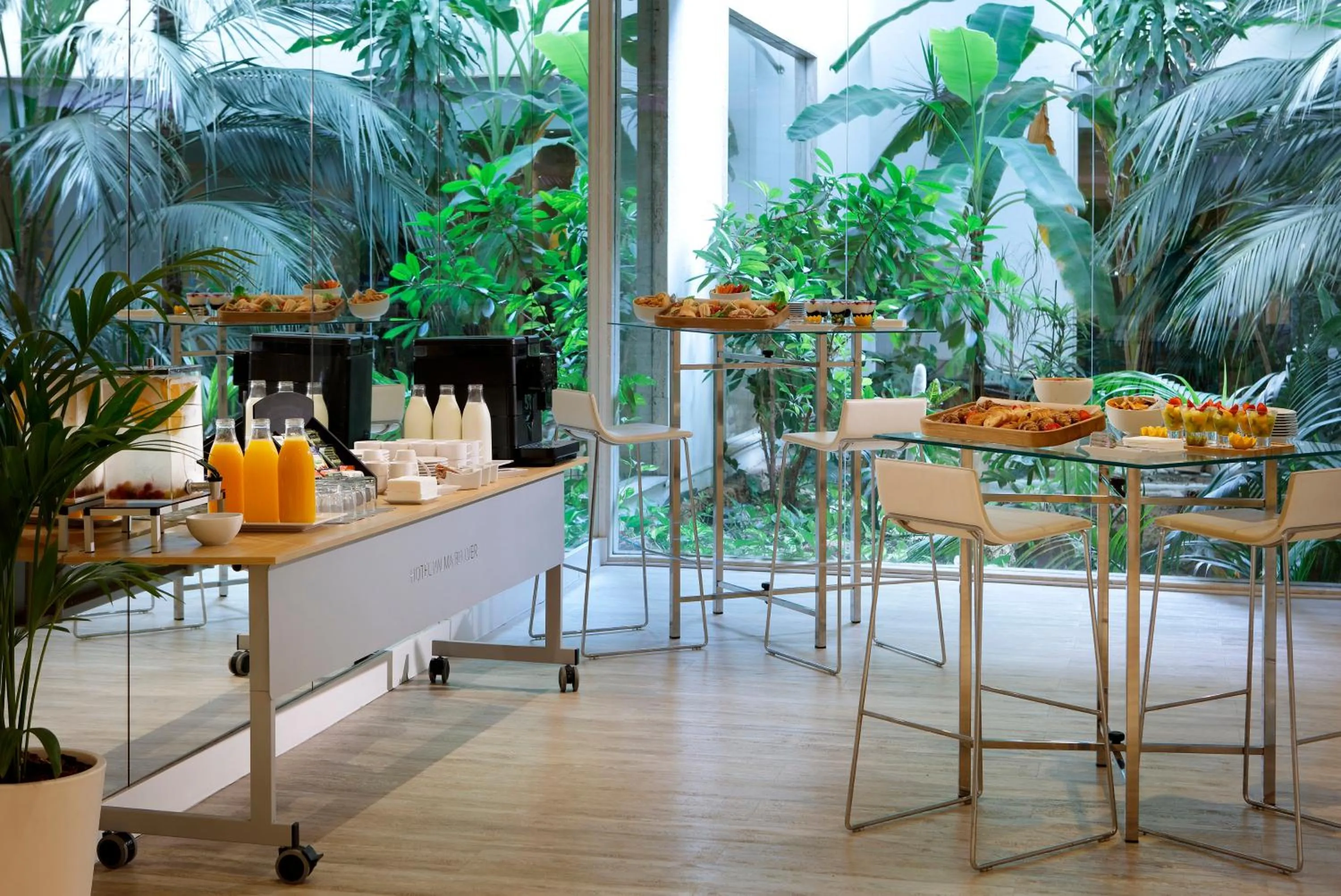 Food in Hotel Palma Bellver , Affiliated by Meliá