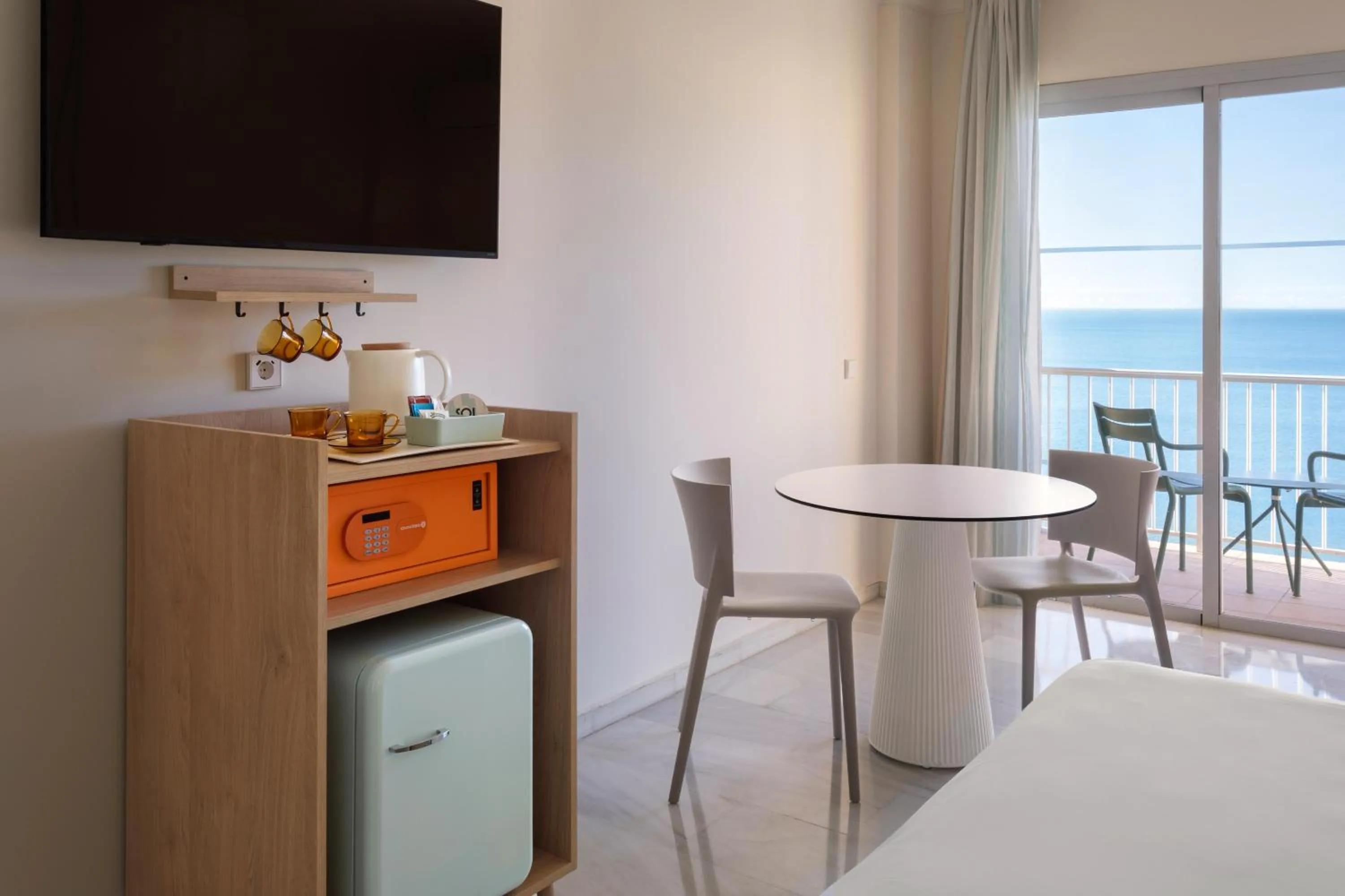 TV and multimedia in Sol Málaga Guadalmar