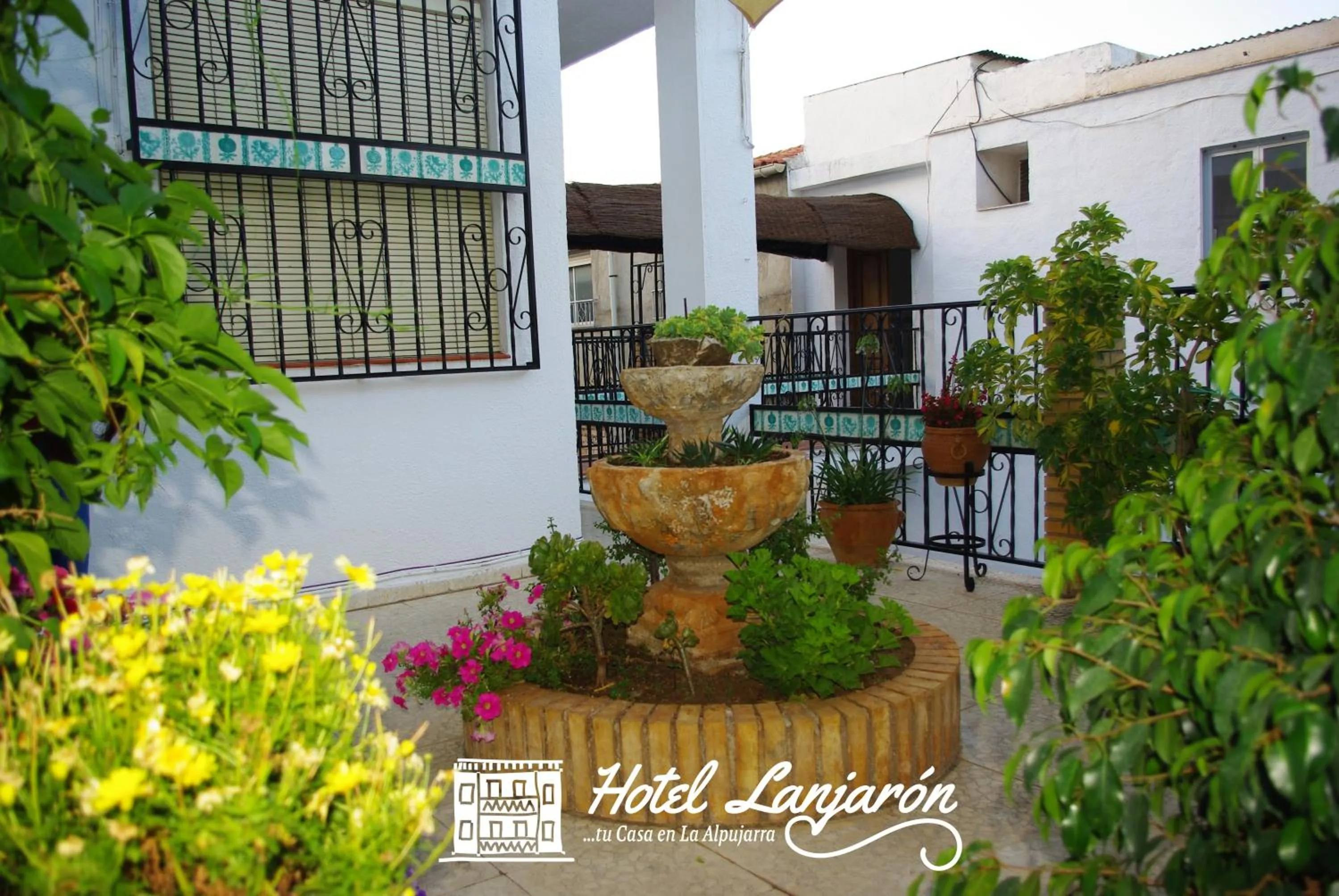 Patio in Hotel Lanjaron