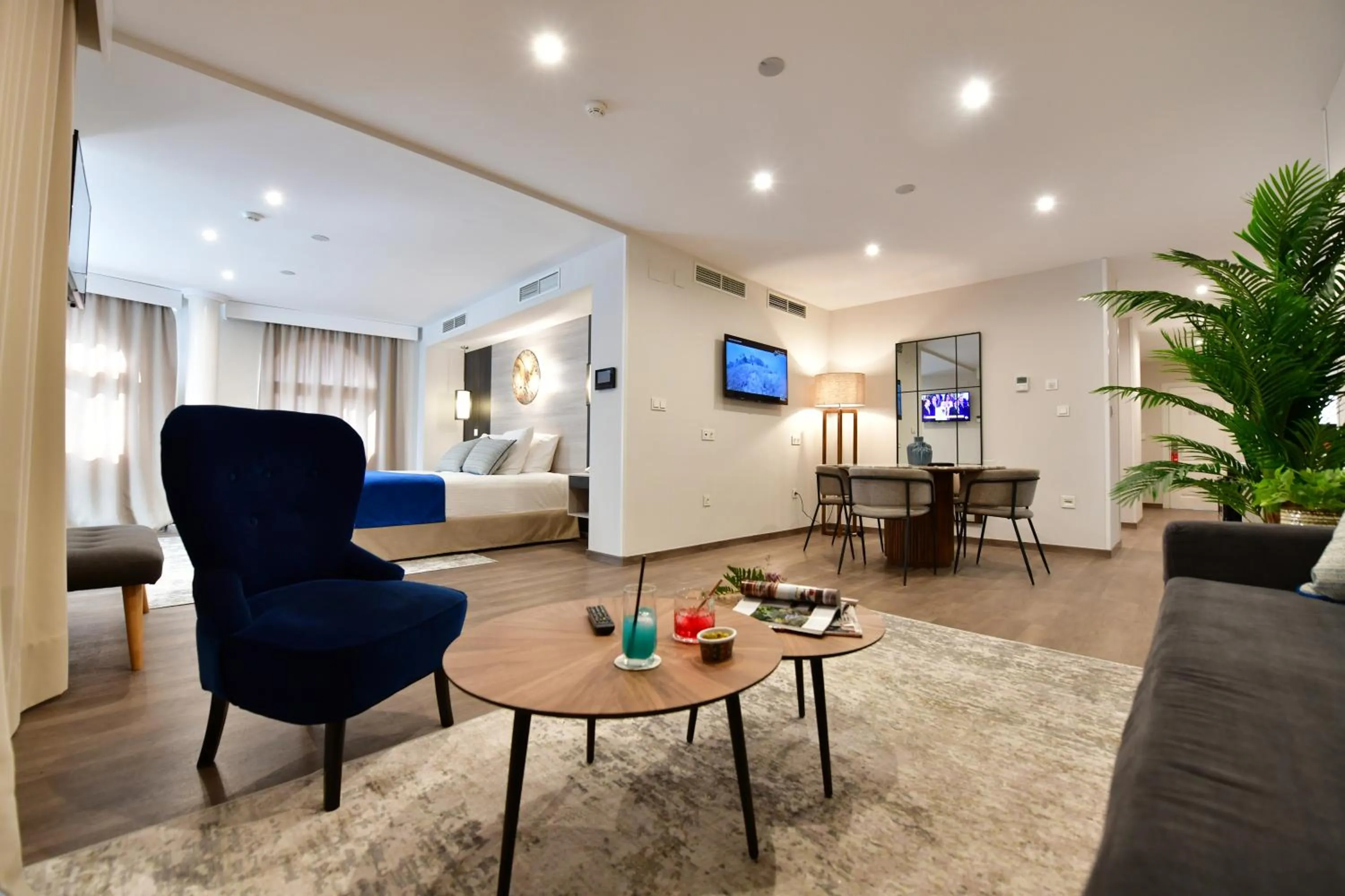 Hotel Salobreña Suites