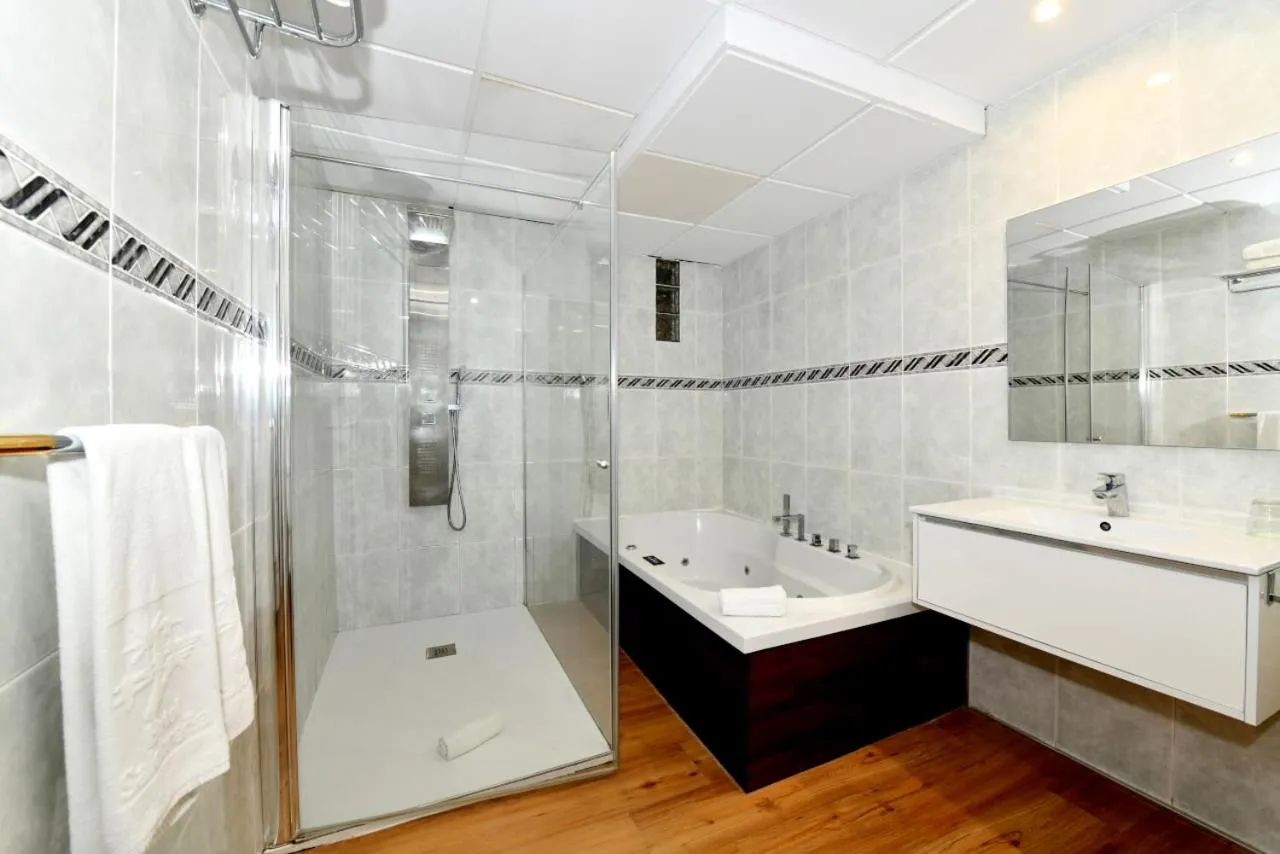 Hotel Salobreña Suites