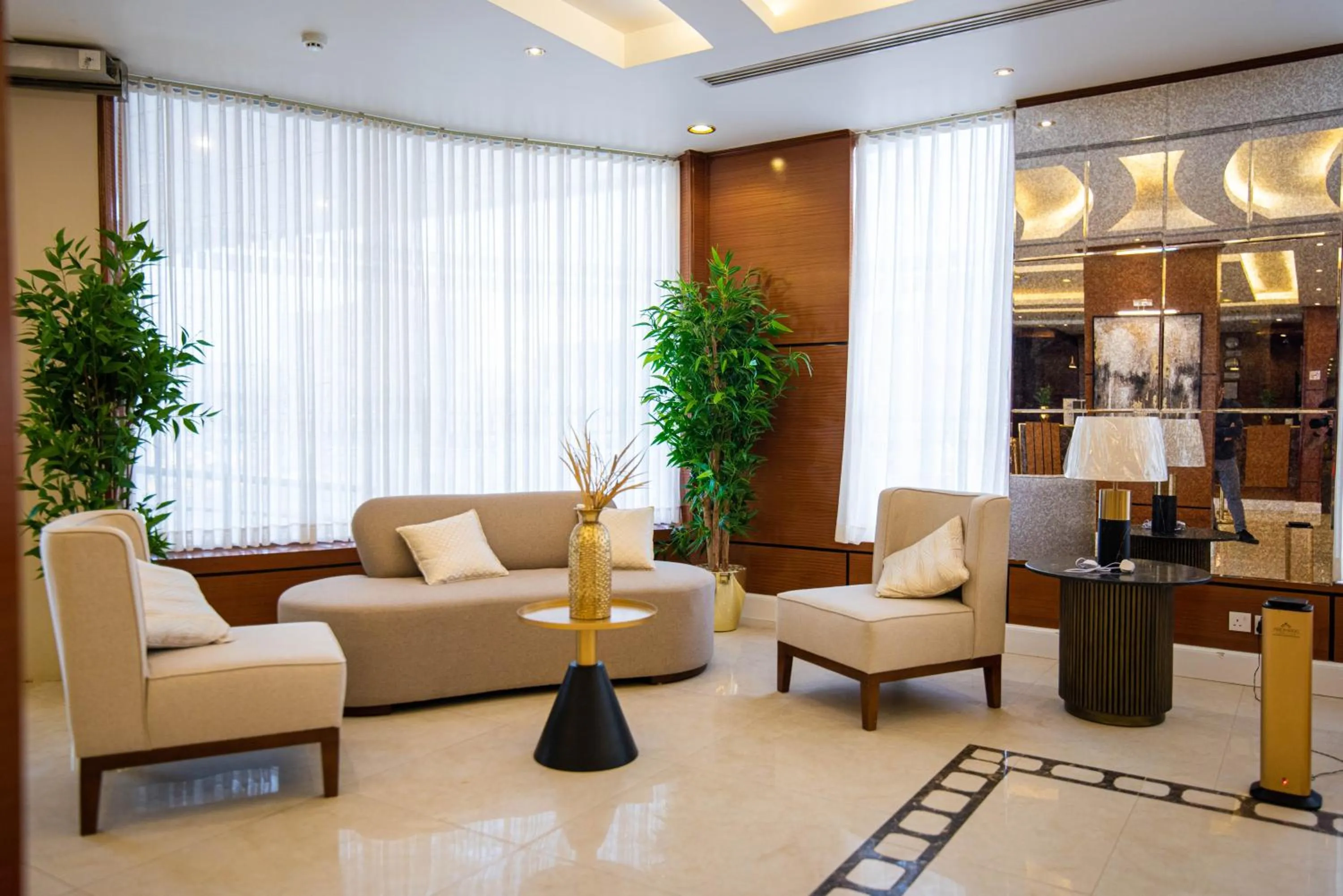 Lobby or reception in Granada Palace Inn