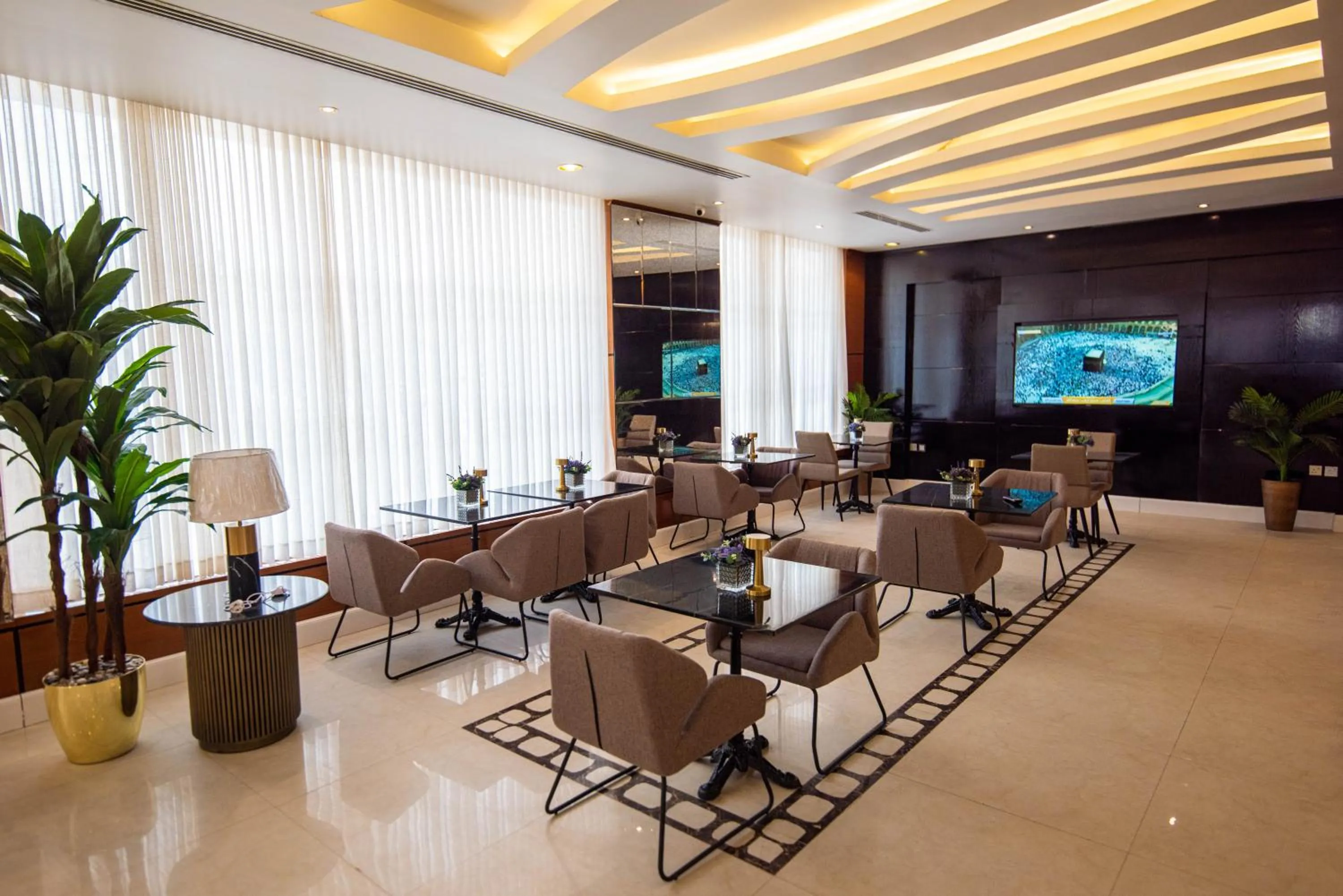 Breakfast in Granada Palace Inn