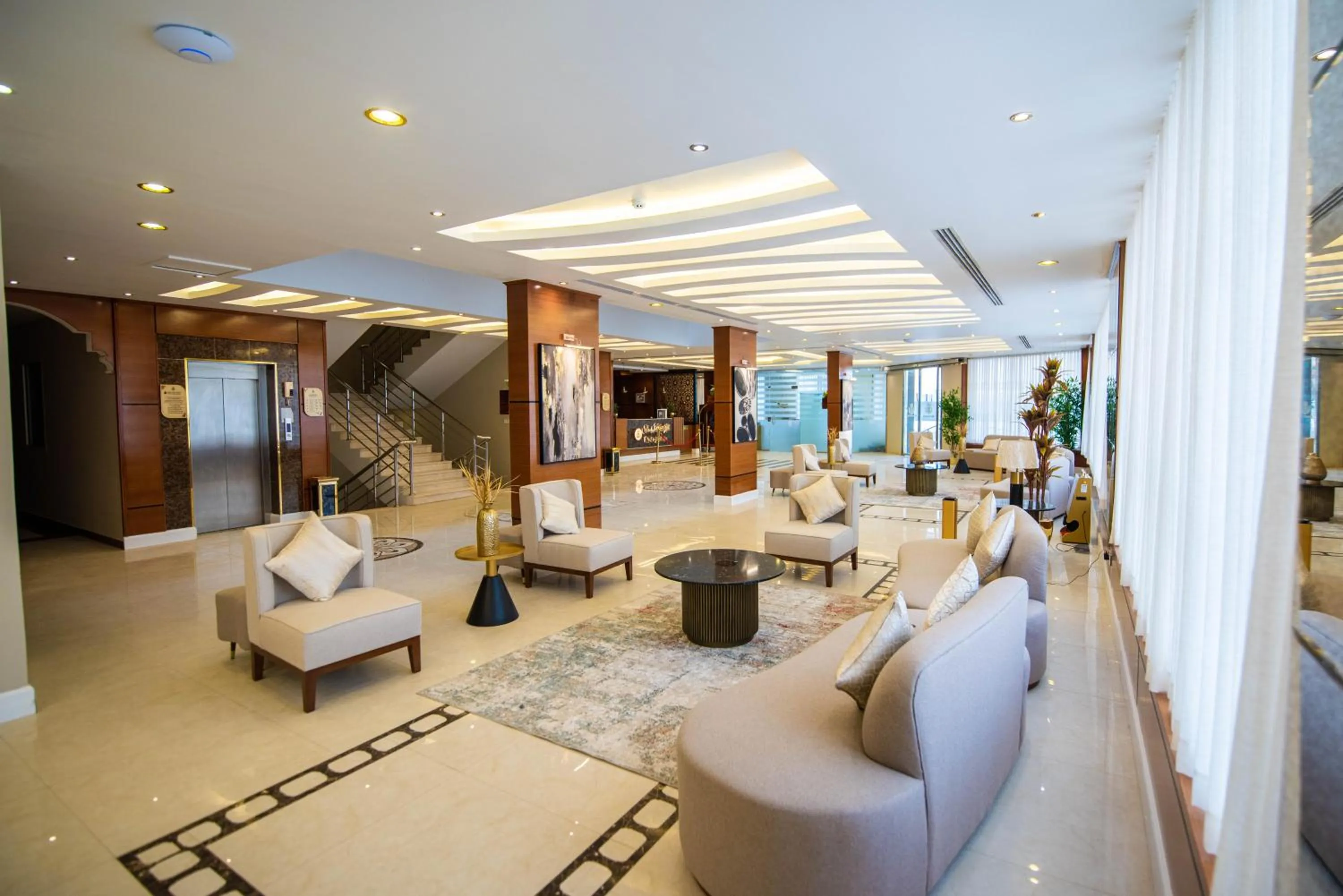 Lobby or reception in Granada Palace Inn