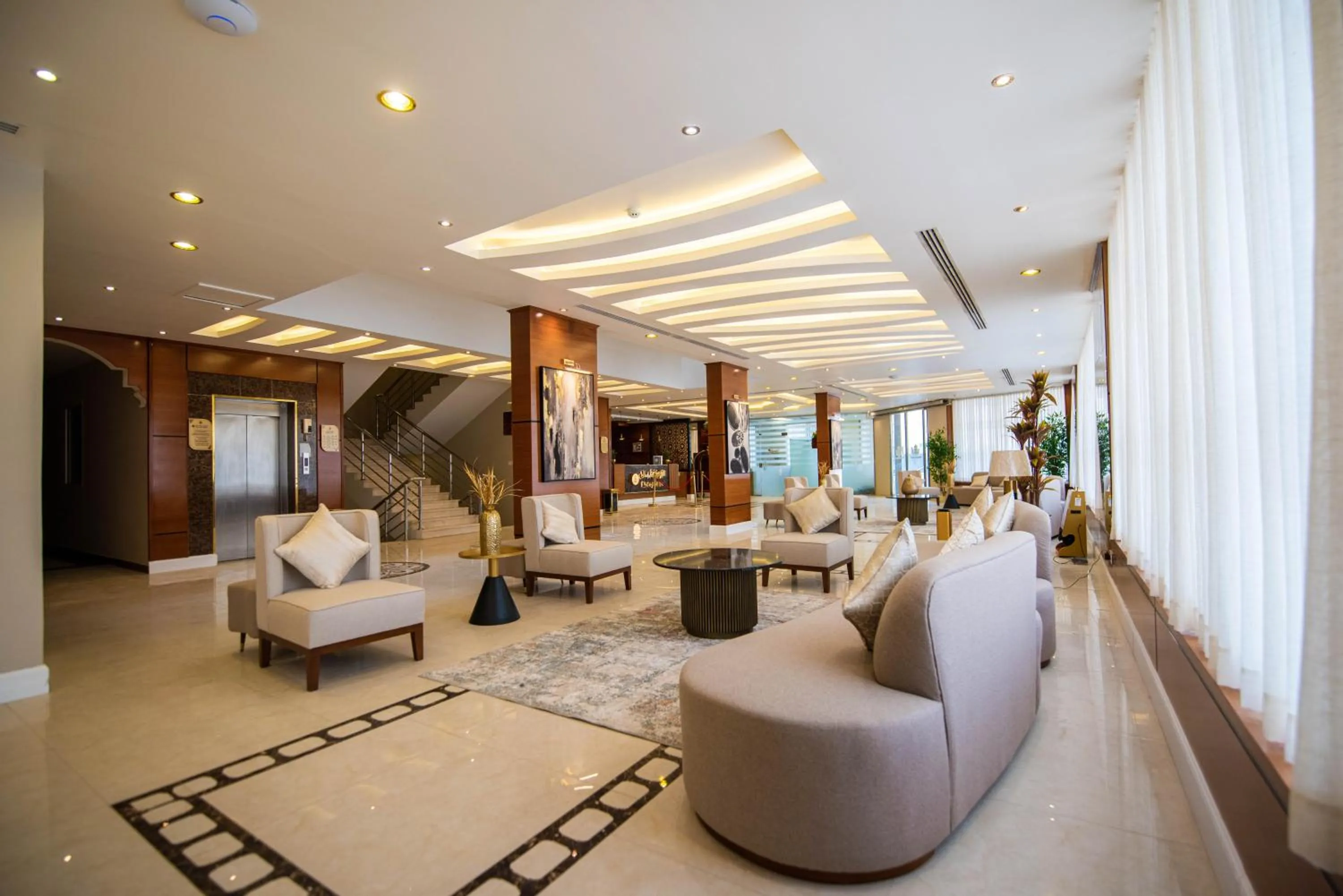 Lobby or reception in Granada Palace Inn