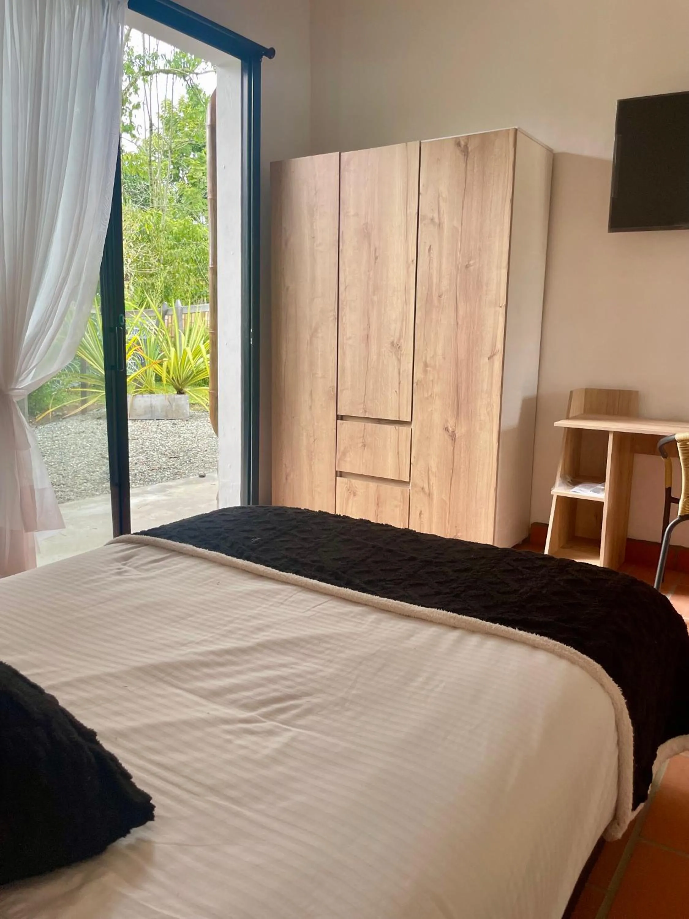 Bedroom, Bed in Ecohotel Alma