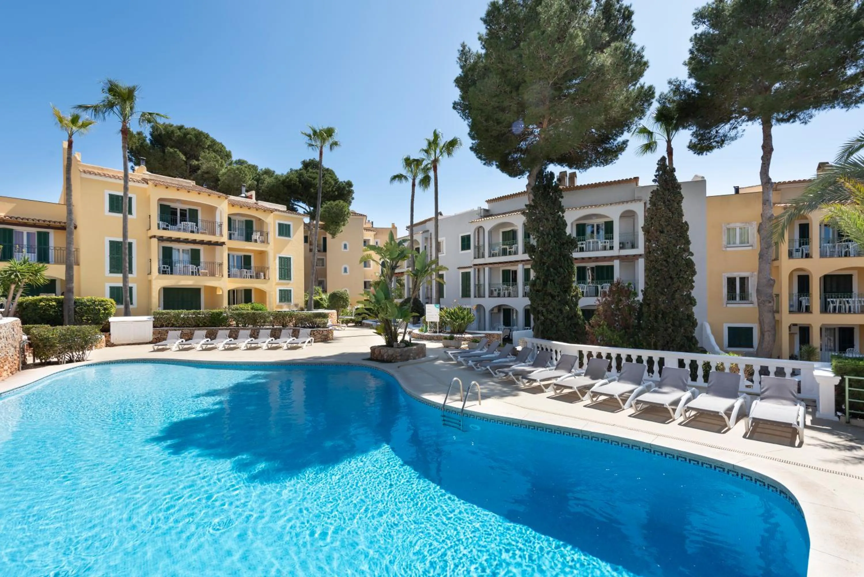 Swimming pool in Aparthotel Ona Cala Pi Club