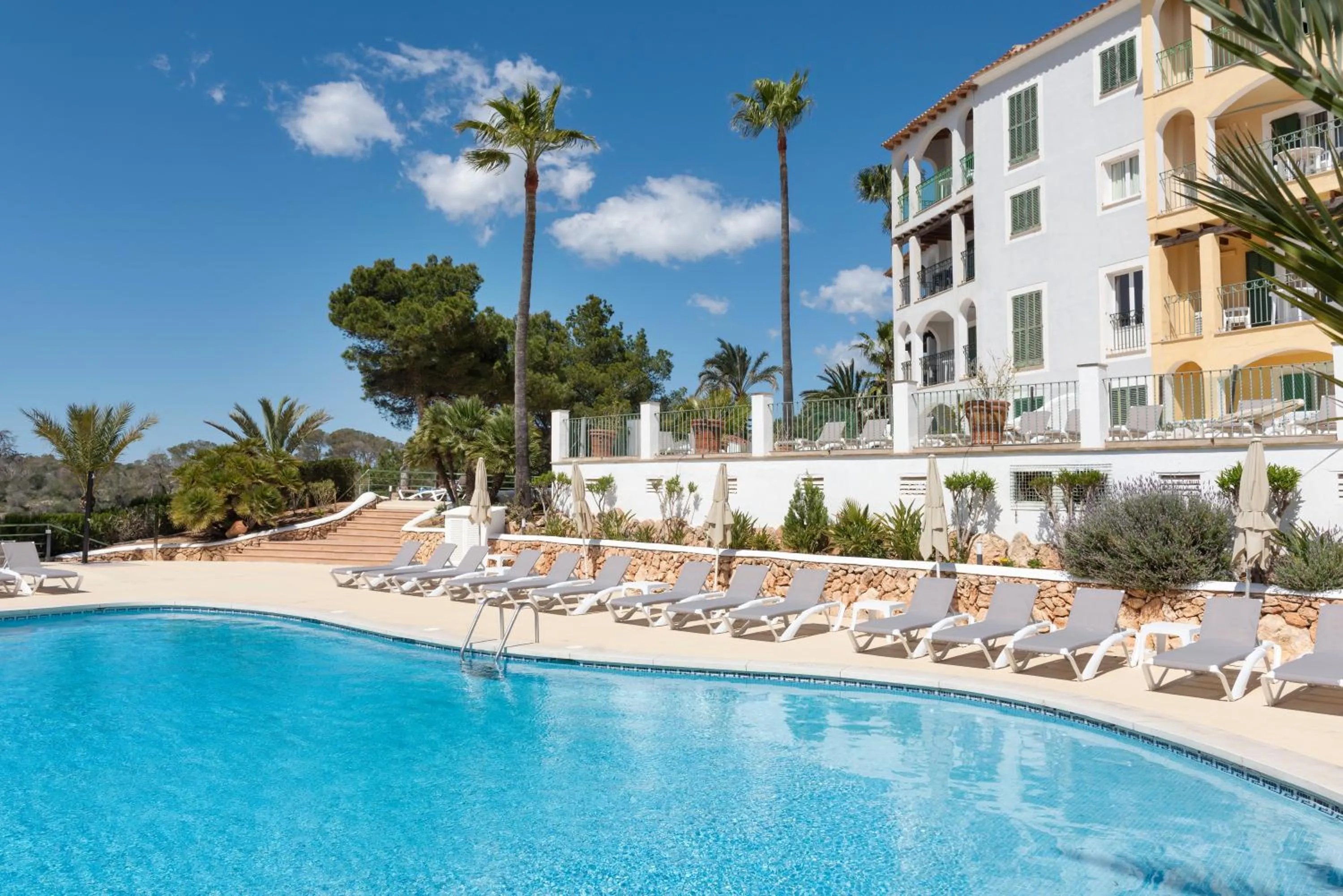 Swimming pool in Aparthotel Ona Cala Pi Club