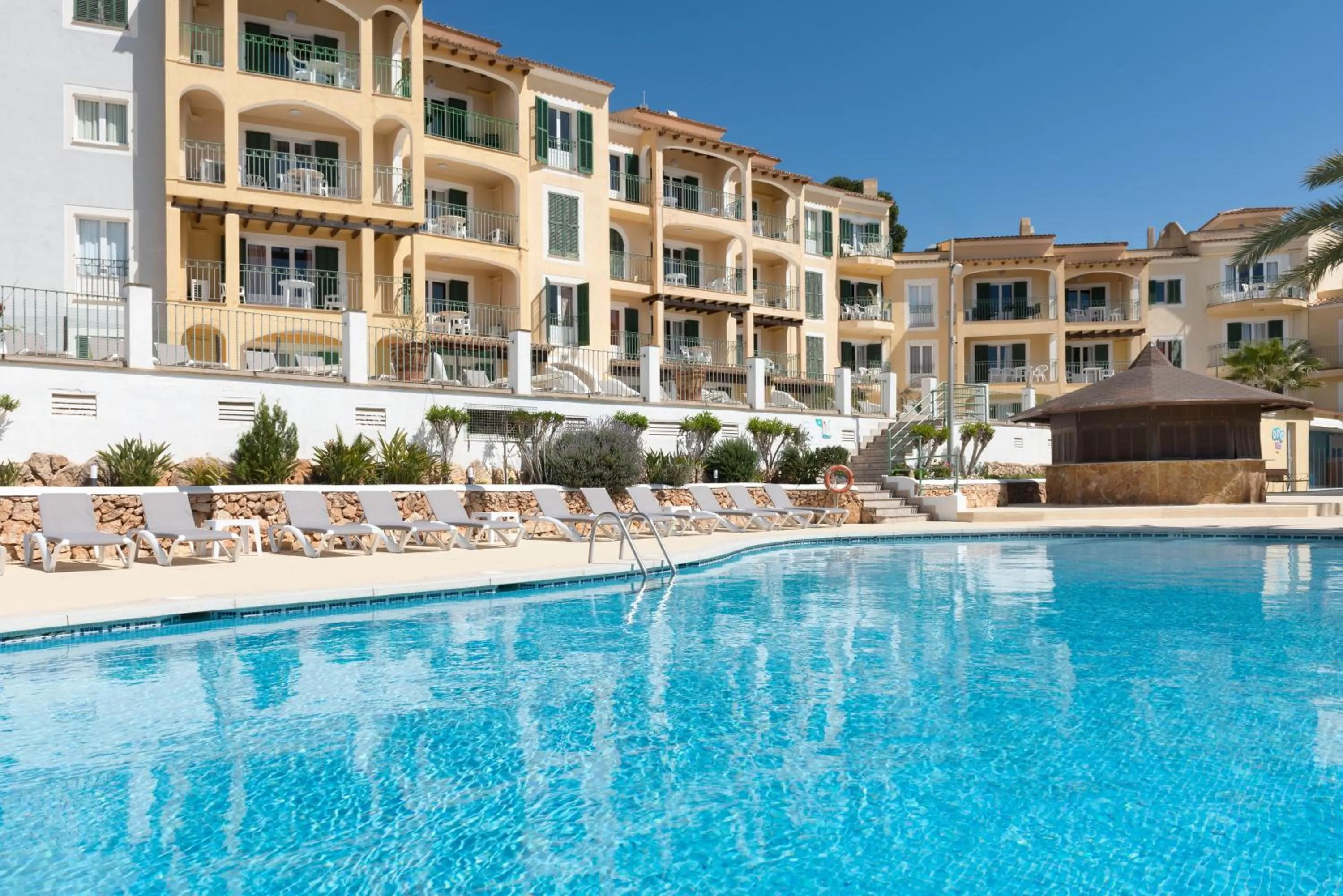 Swimming pool in Aparthotel Ona Cala Pi Club