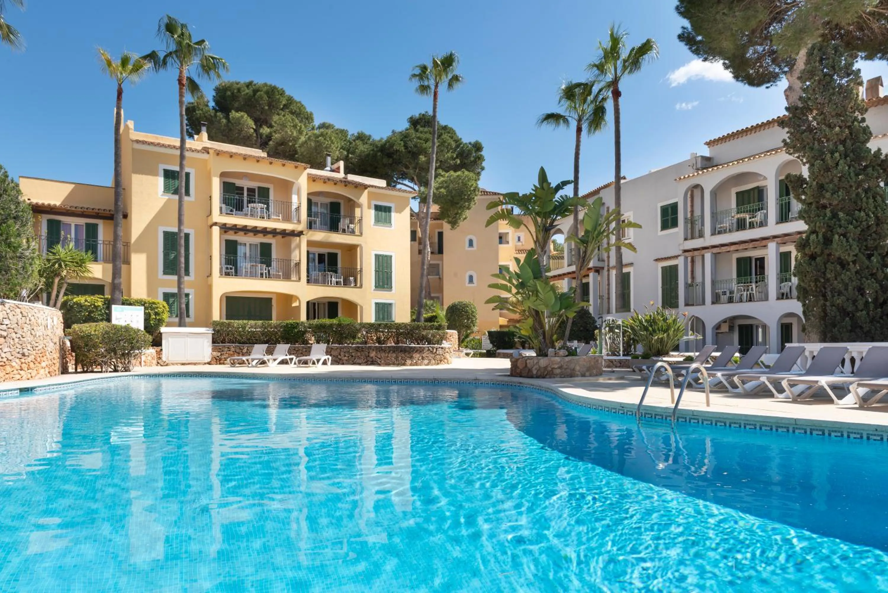 Swimming pool in Aparthotel Ona Cala Pi Club