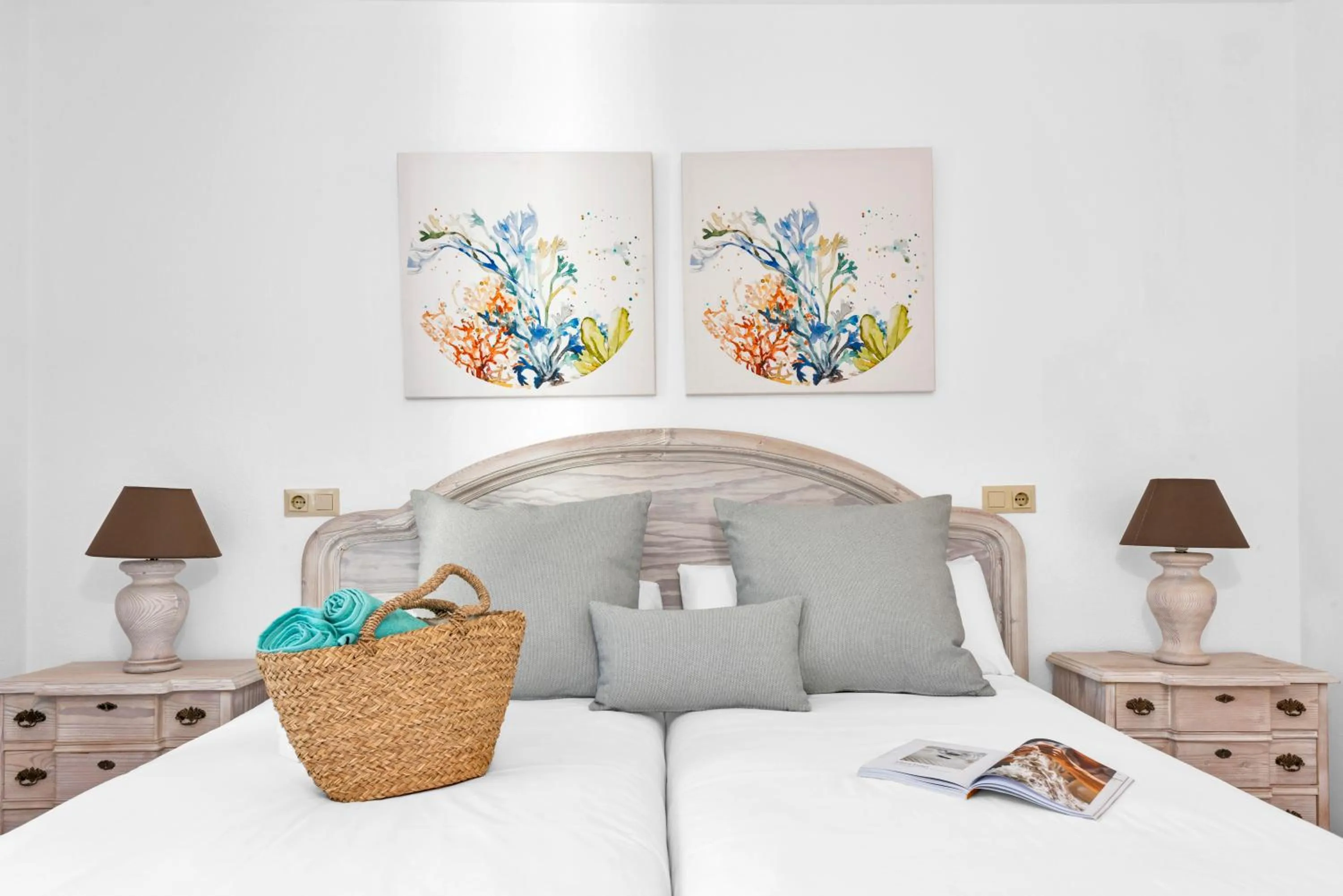 Bedroom, Bed in Aparthotel Ona Cala Pi Club