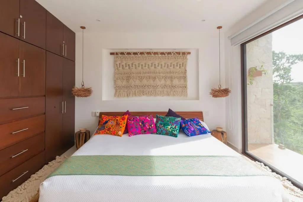 Bed in ZAAZIL, JUNGLE VIEW & GREAT POOL 100MB FIBER WIFI!