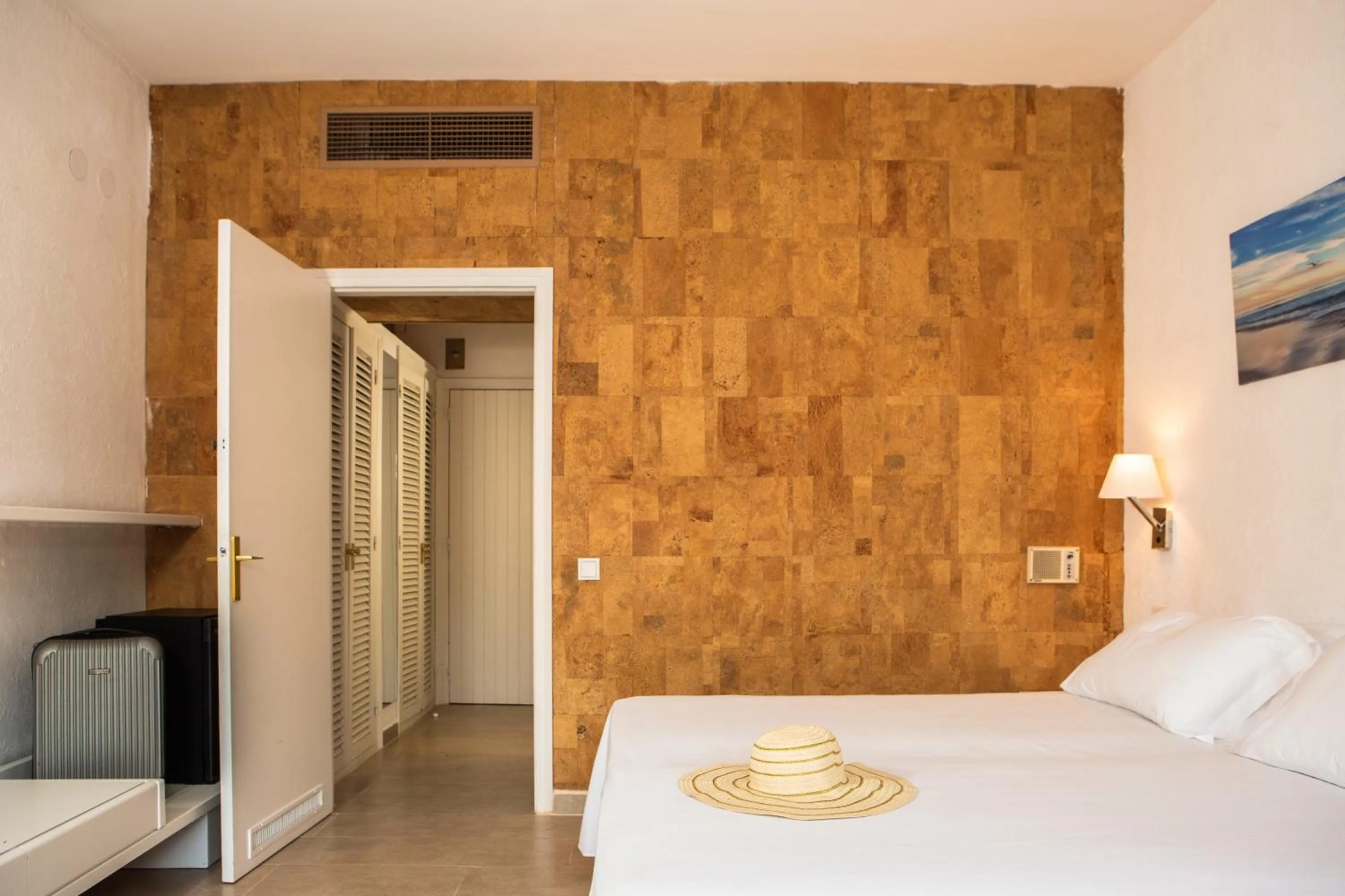 Economy Single Room in RVHotels Golf Costa Brava