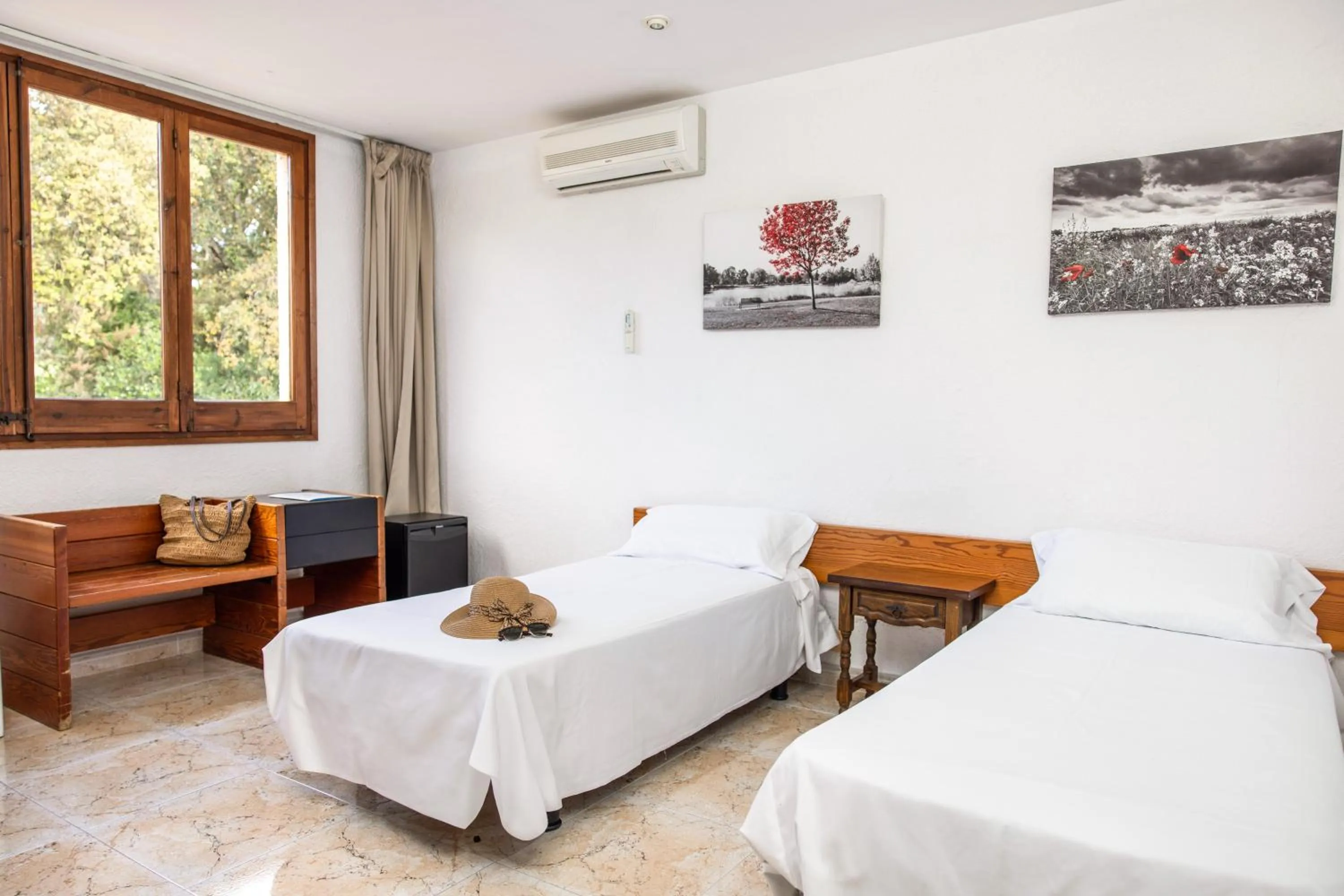 Bedroom, Bed in RVHotels Golf Costa Brava