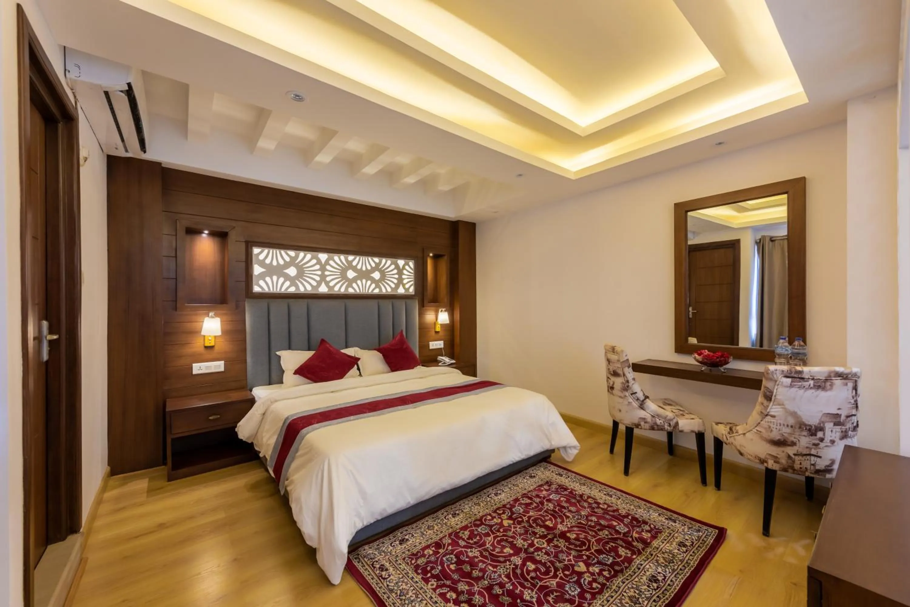 Bedroom, Bed in Hotel Ama-La, Thamel, Kathmandu