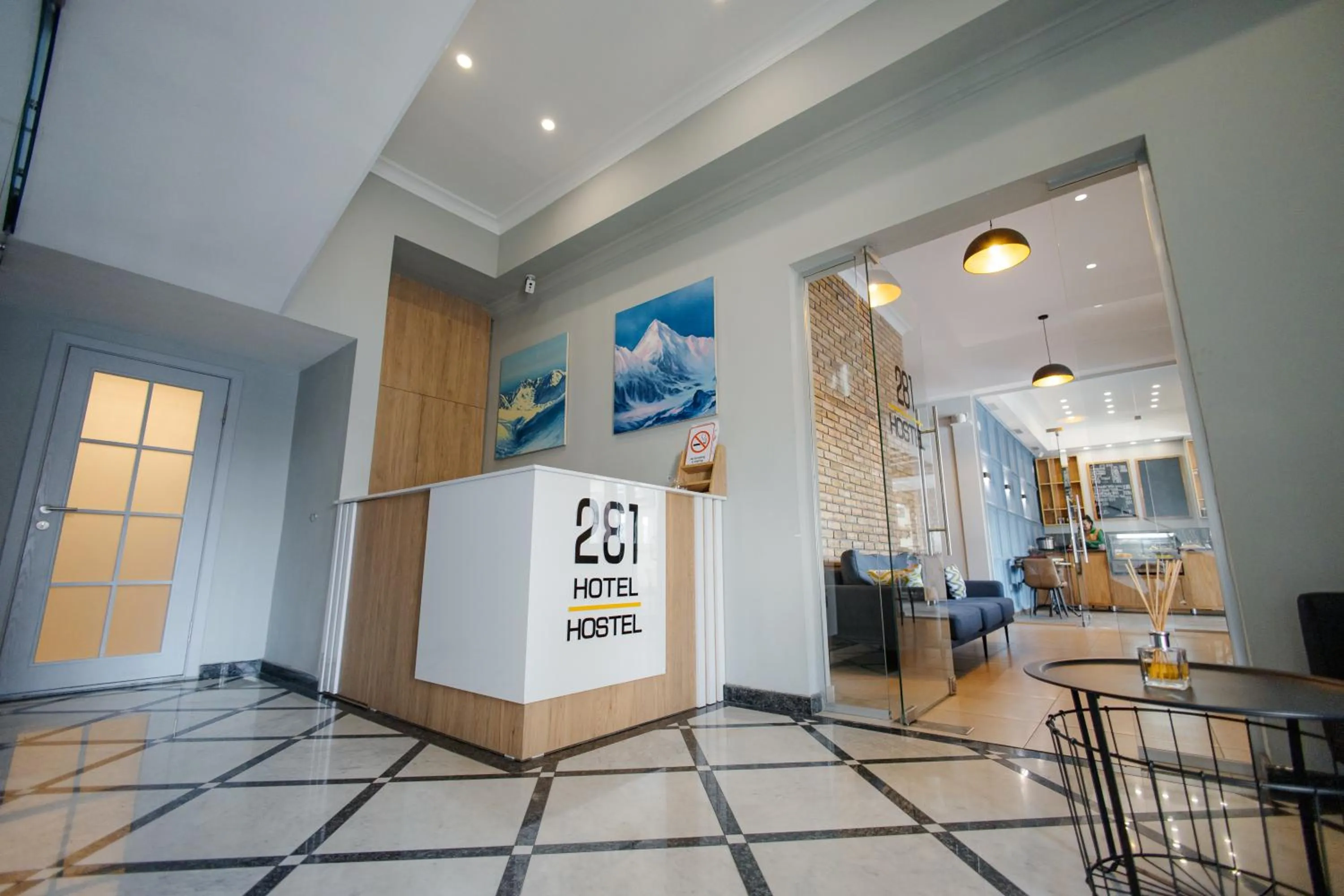 Logo/Certificate/Sign in 281 Hostel