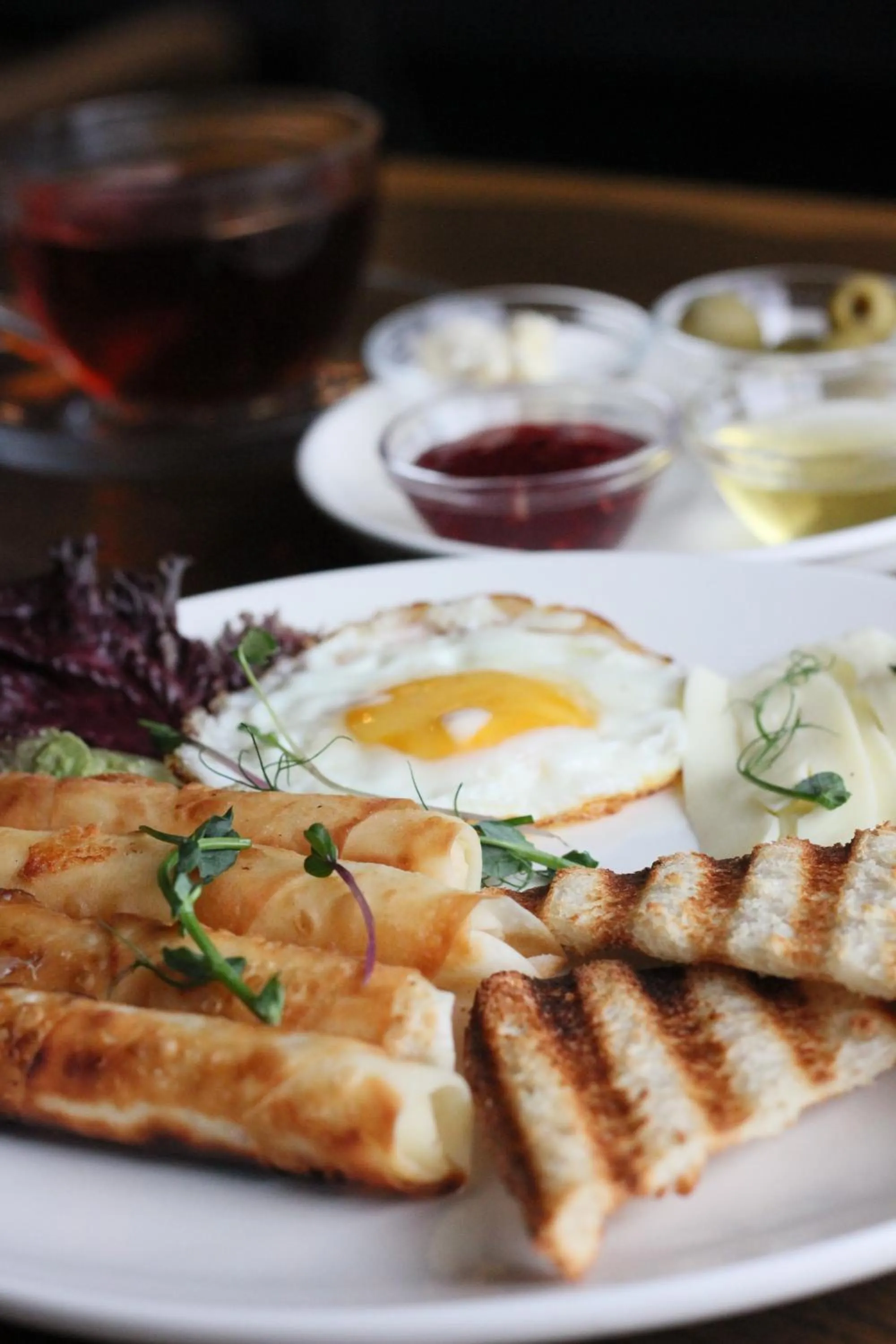 Restaurant/places to eat in 281 Hostel