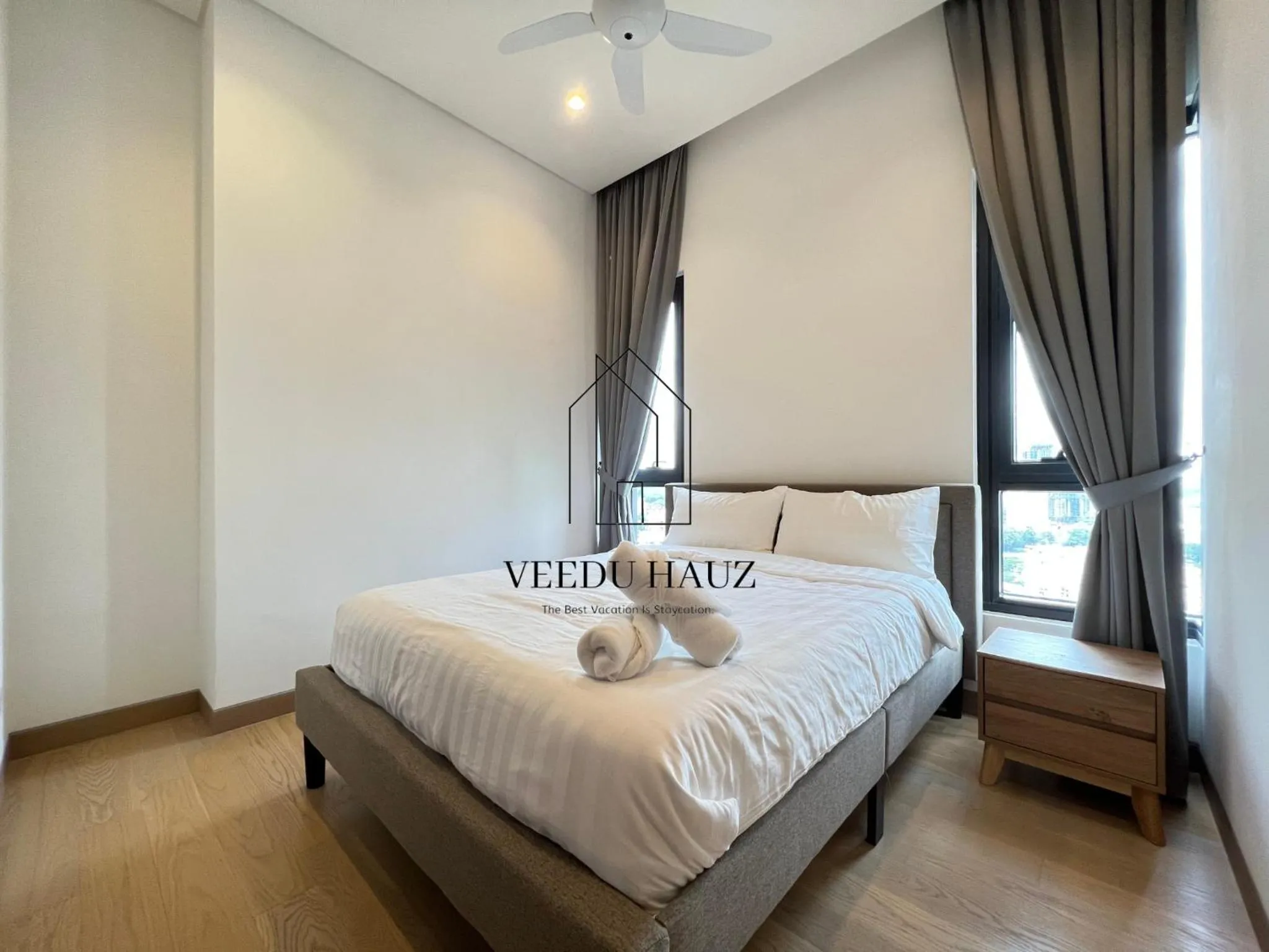 Bed in Lucentia Residences BBCC at Lalaport Kuala Lumpur by Veedu Hauz