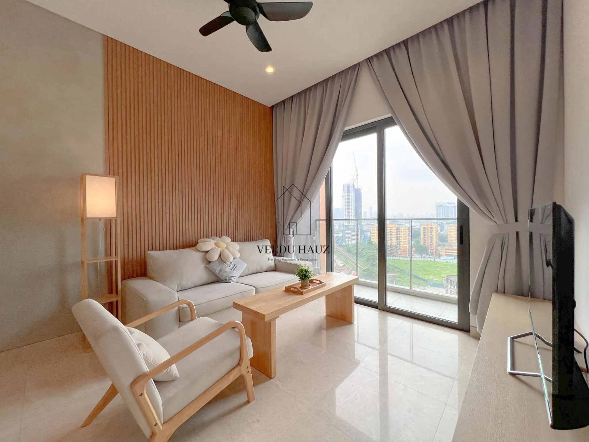 Living room, Bed in Lucentia Residences BBCC at Lalaport Kuala Lumpur by Veedu Hauz