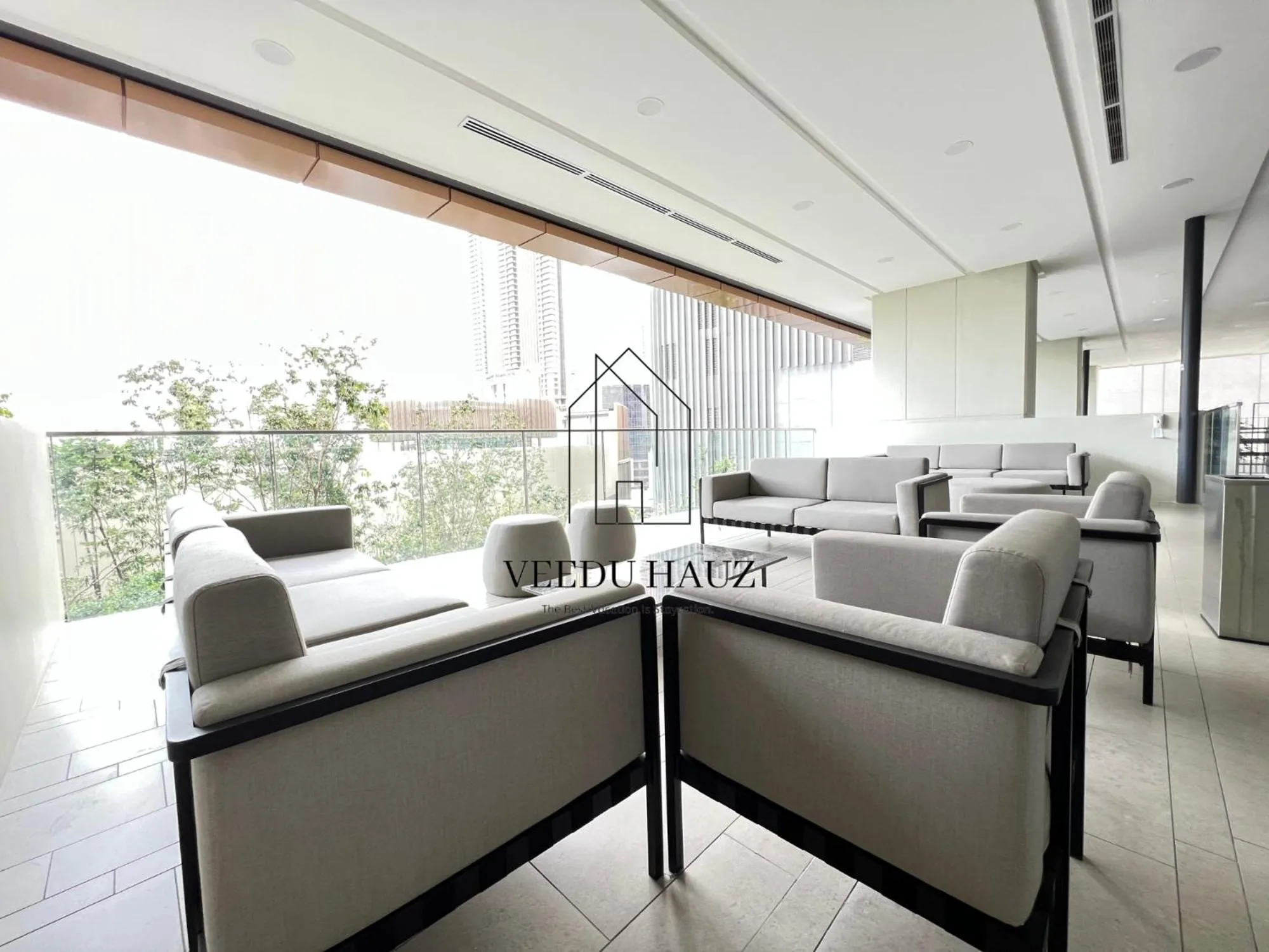 Seating area in Lucentia Residences BBCC at Lalaport Kuala Lumpur by Veedu Hauz