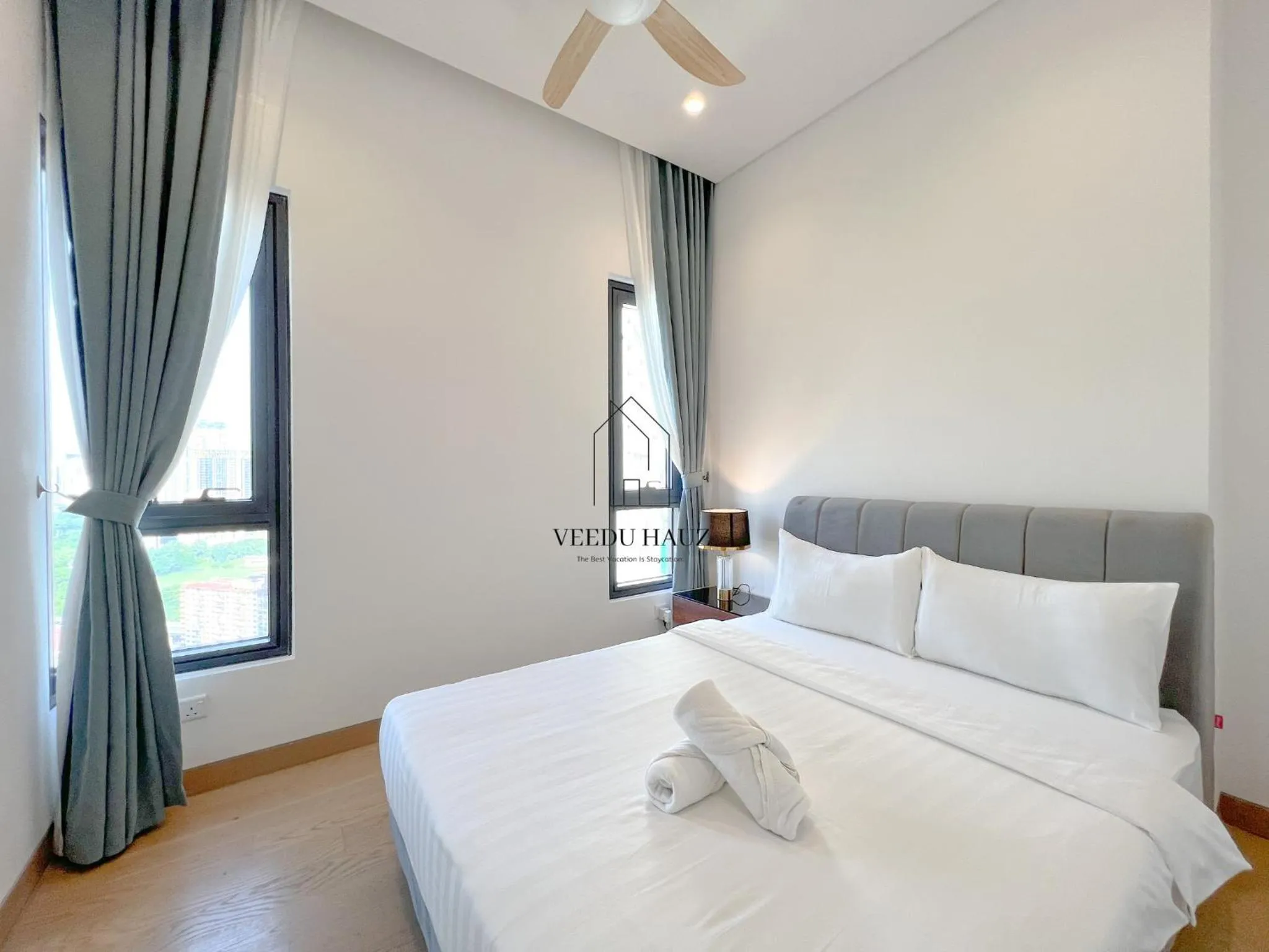 Bed in Lucentia Residences BBCC at Lalaport Kuala Lumpur by Veedu Hauz