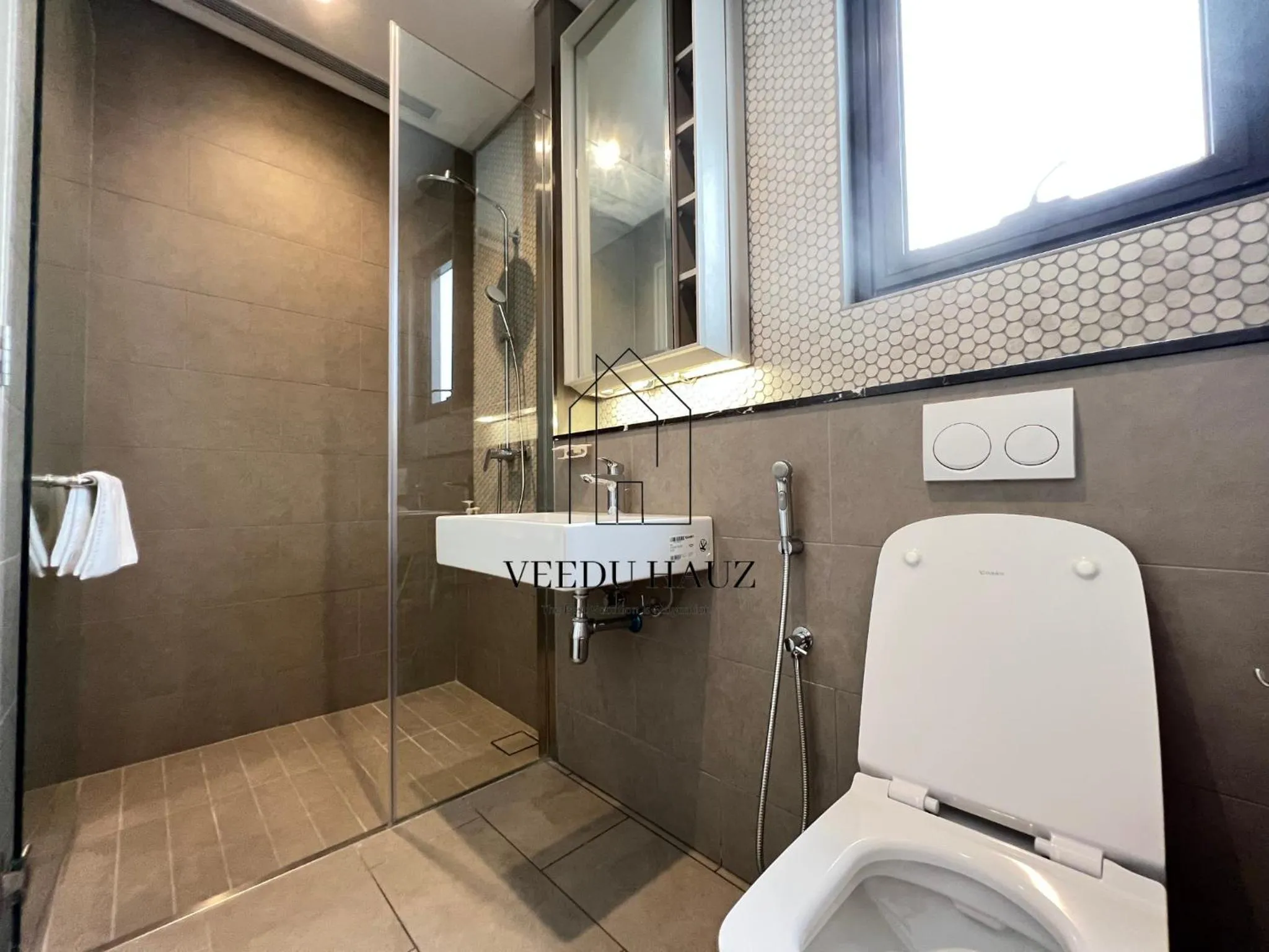 Shower in Lucentia Residences BBCC at Lalaport Kuala Lumpur by Veedu Hauz