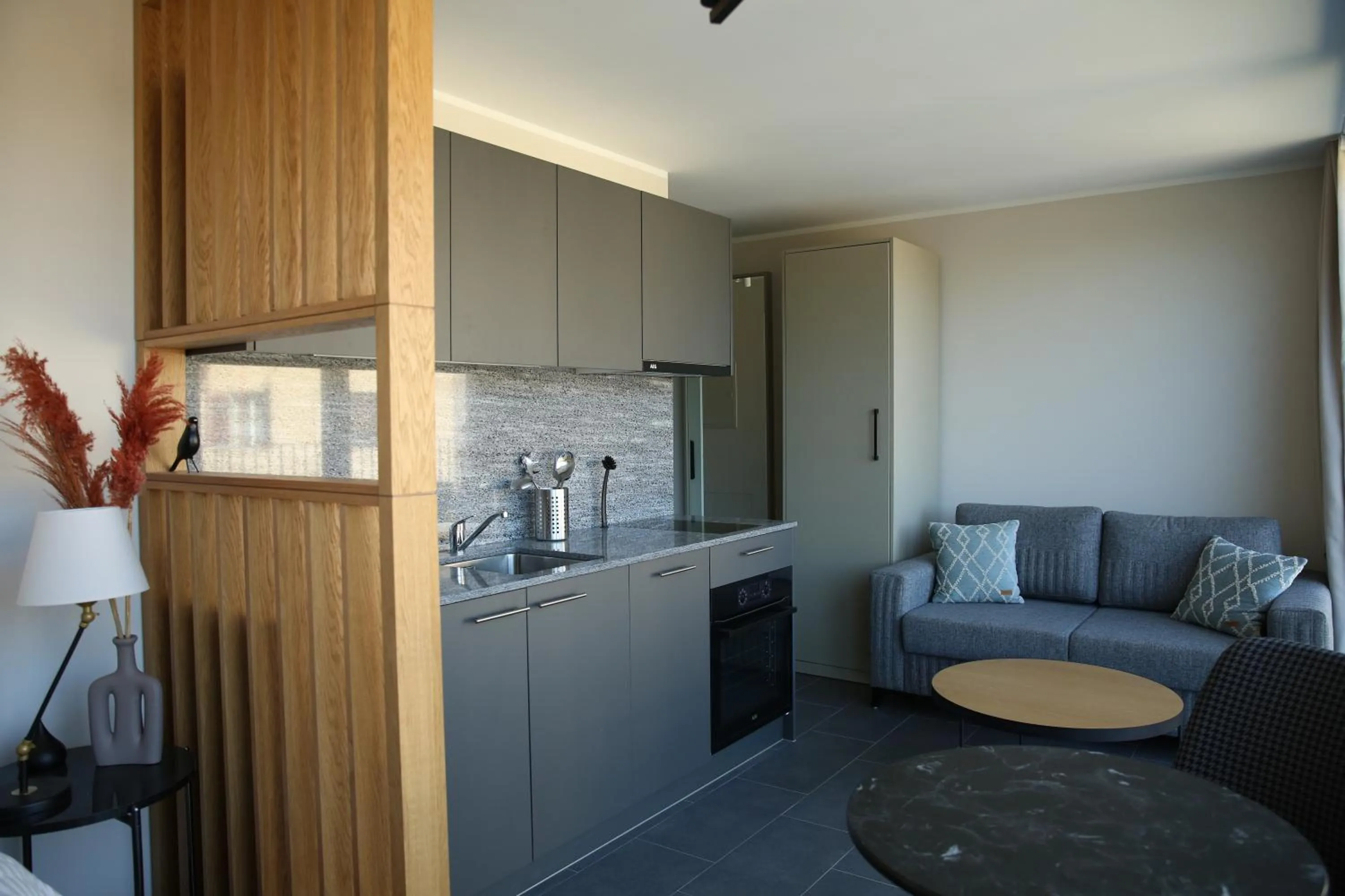 Seating area in Lamira Serviced Apartments Zurich City