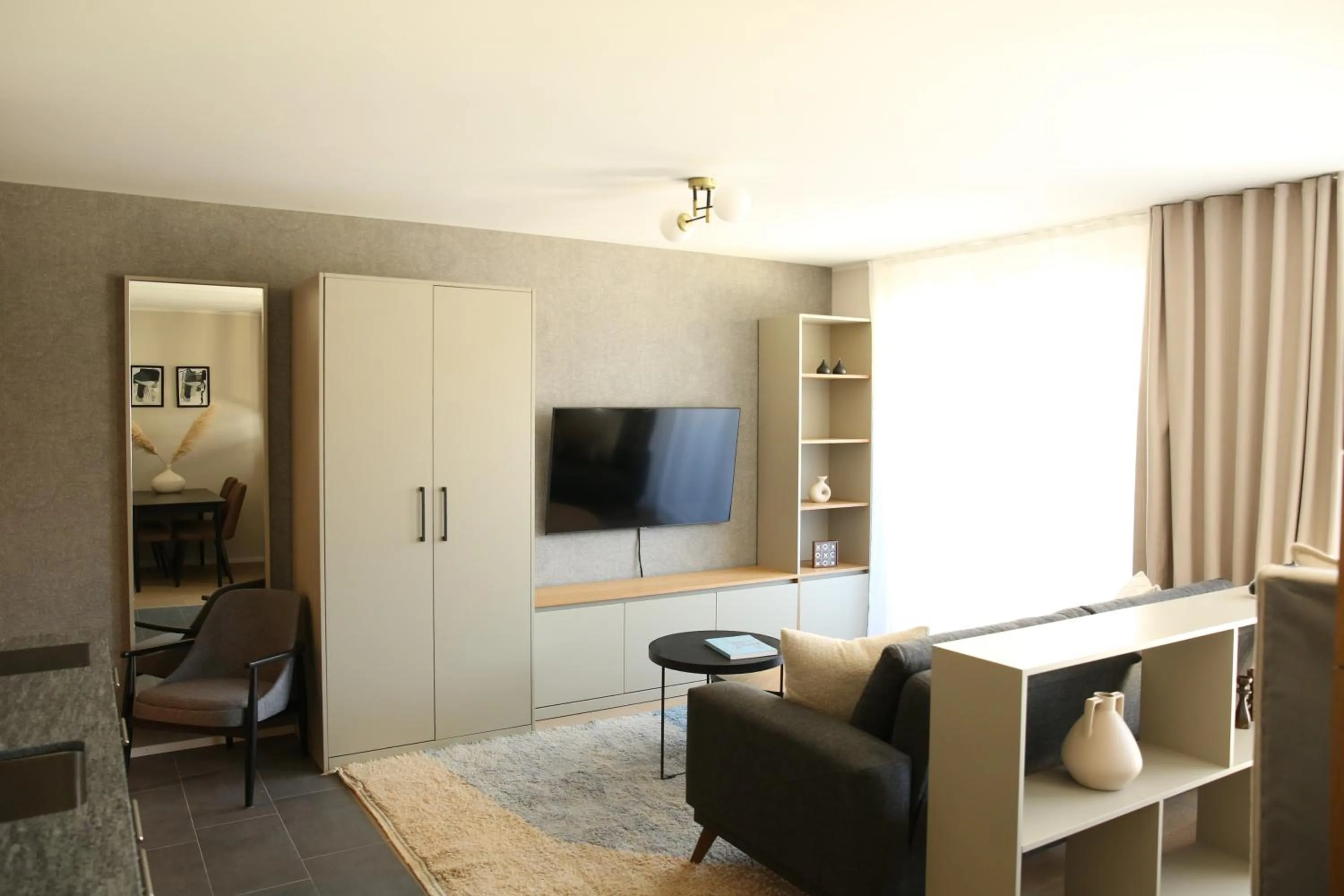 TV and multimedia in Lamira - Serviced Apartments