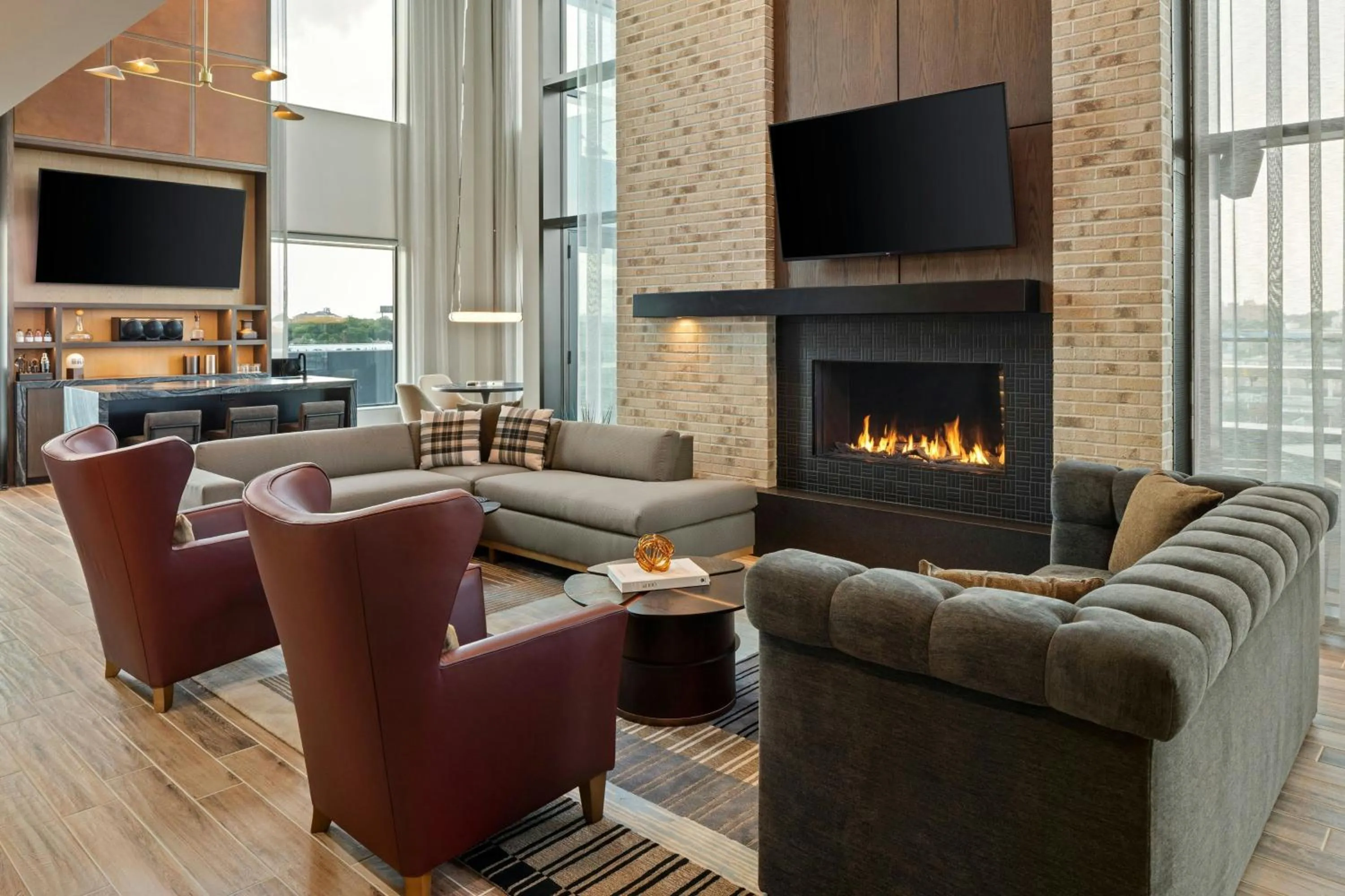 Photo of the whole room in The Trade, Autograph Collection