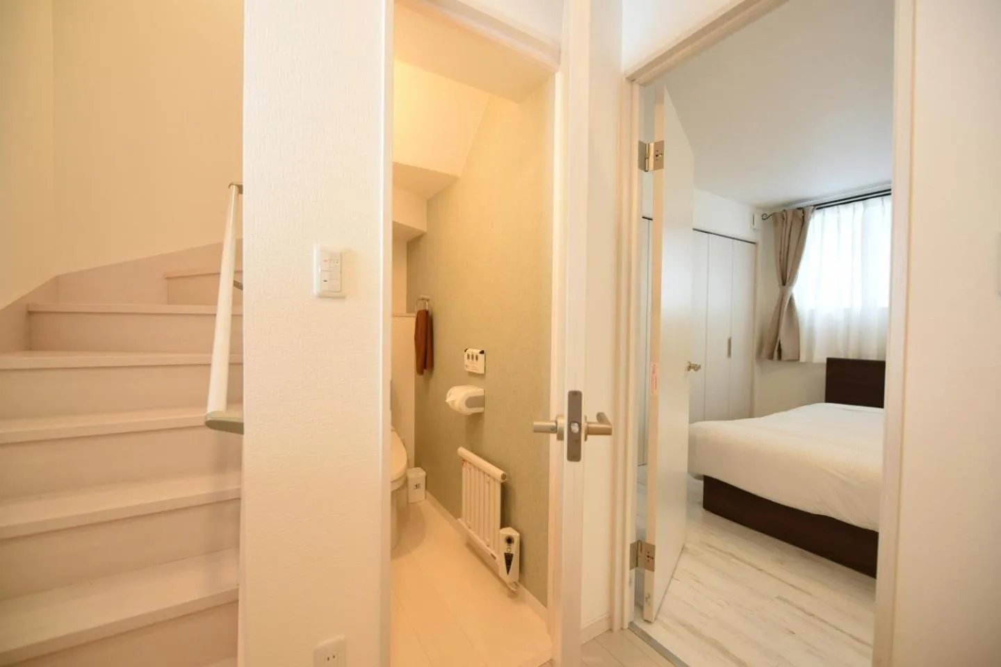 Toilet, Bed in S12 HOTEL