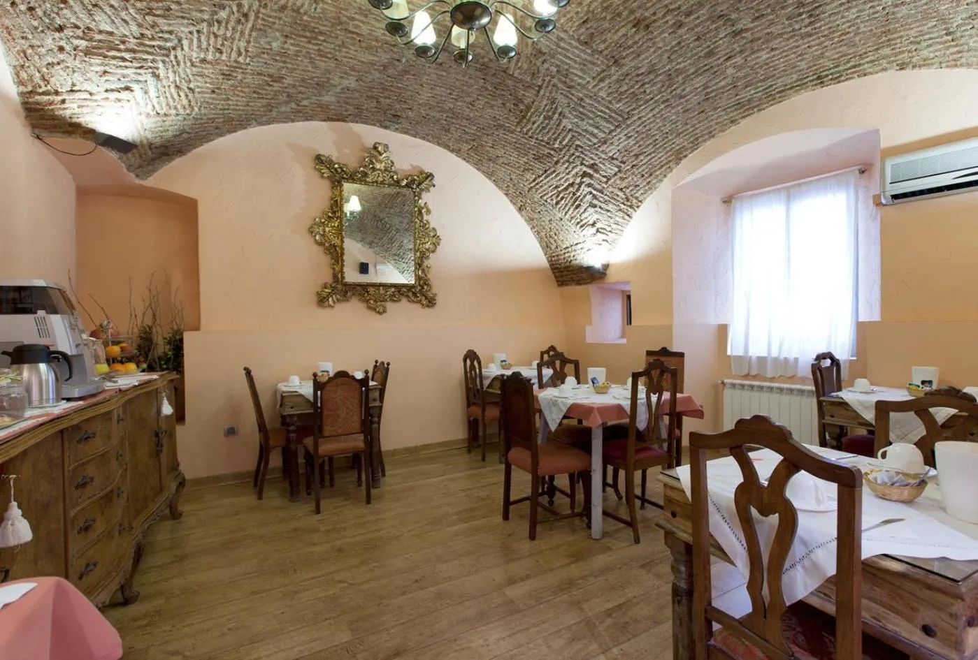 Breakfast in Hotel Don Carlos Cáceres