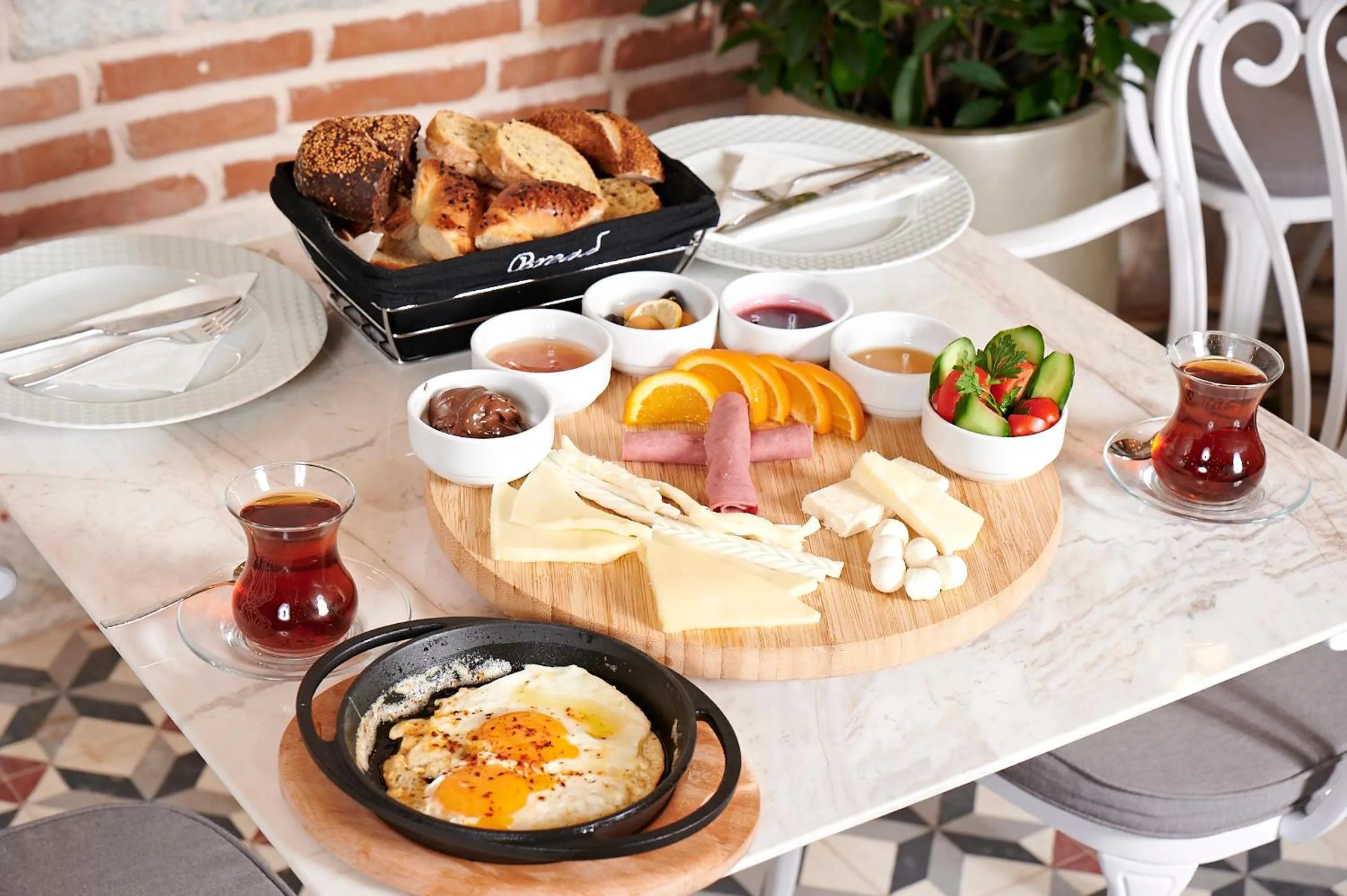 Breakfast in Livinton İstanbul Ataşehir