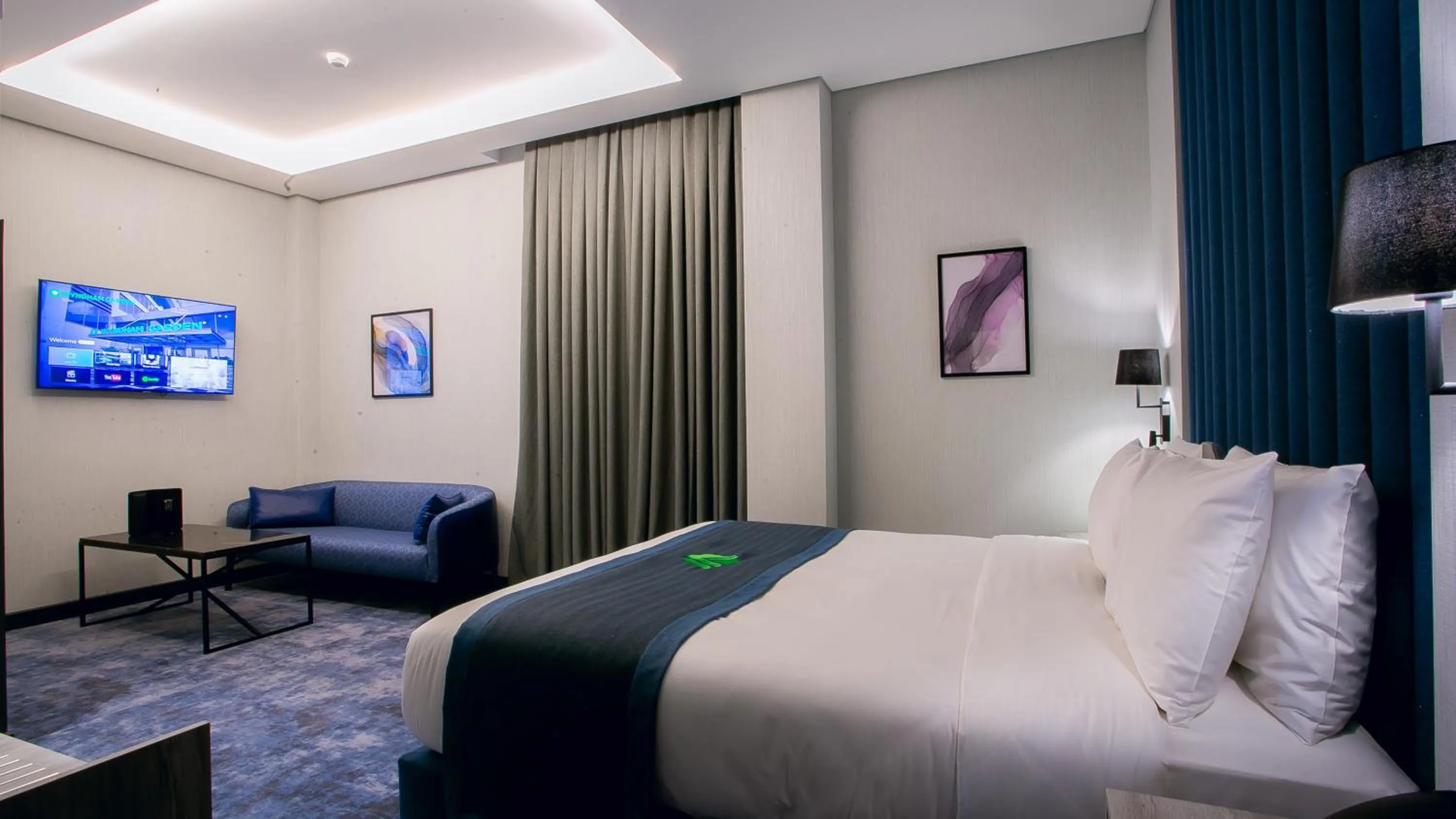 Bed in Wyndham Garden Baku