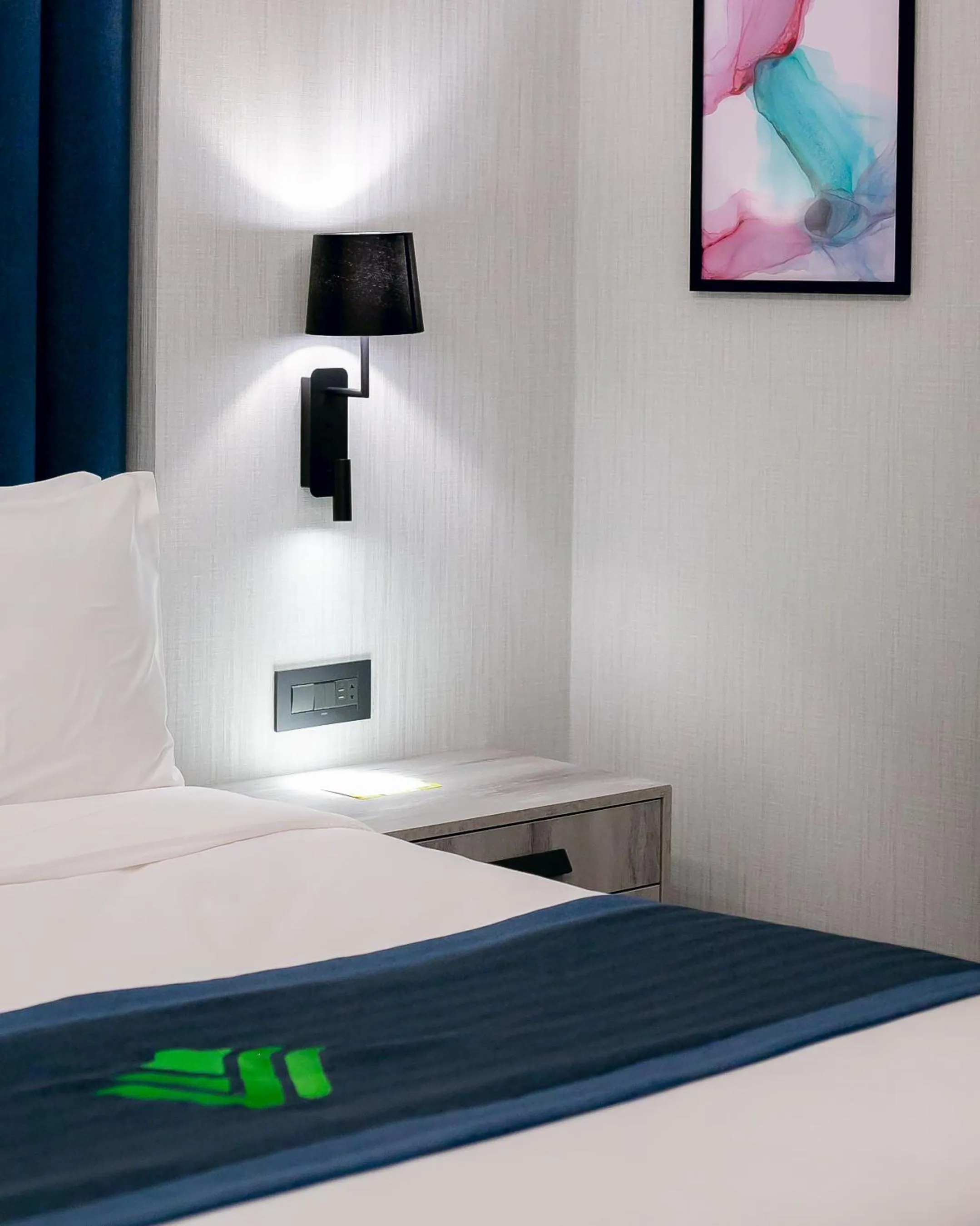 Bedroom, Bed in Wyndham Garden Baku