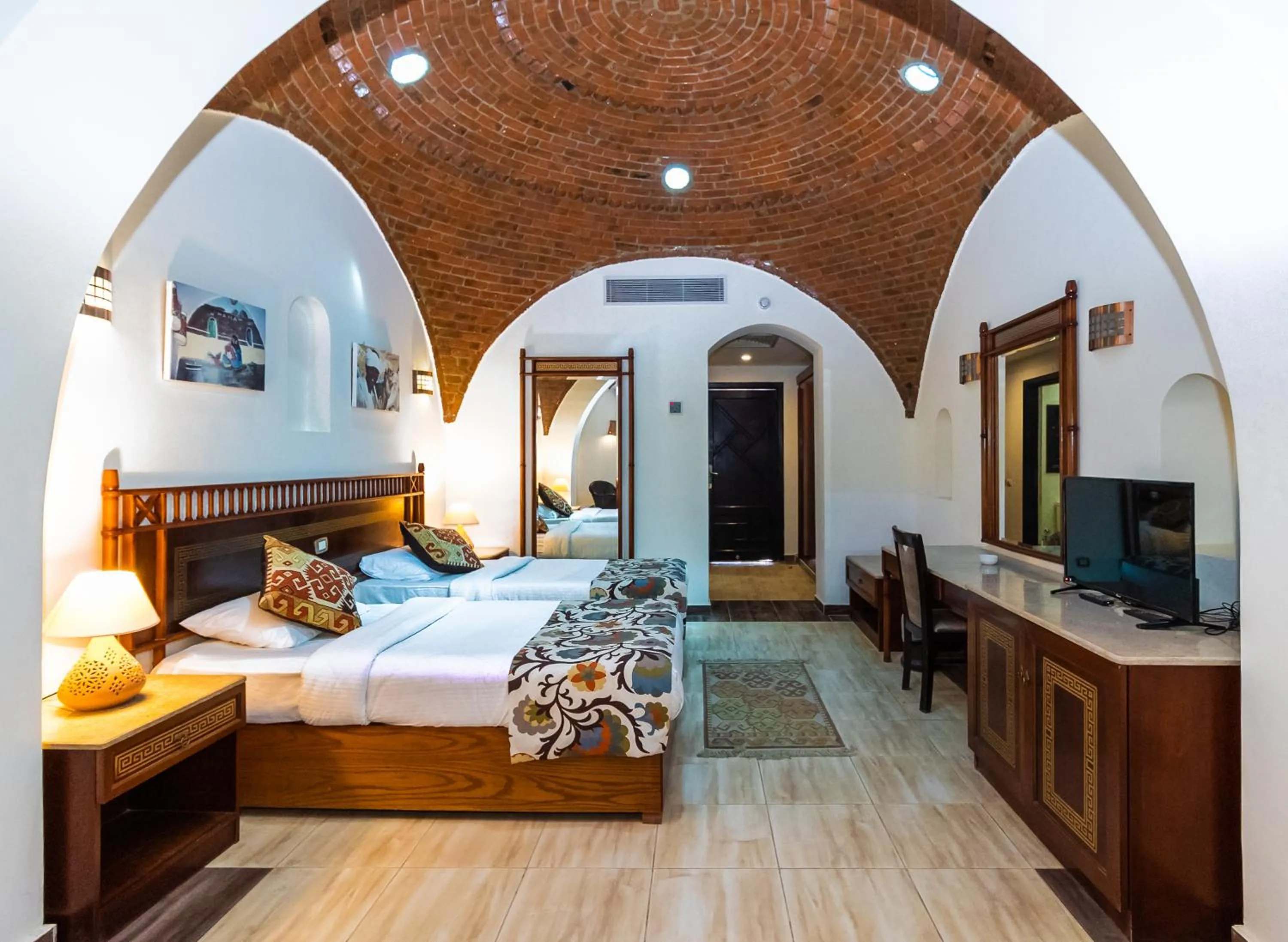 Bedroom, Bed in Beach safari nubian resort