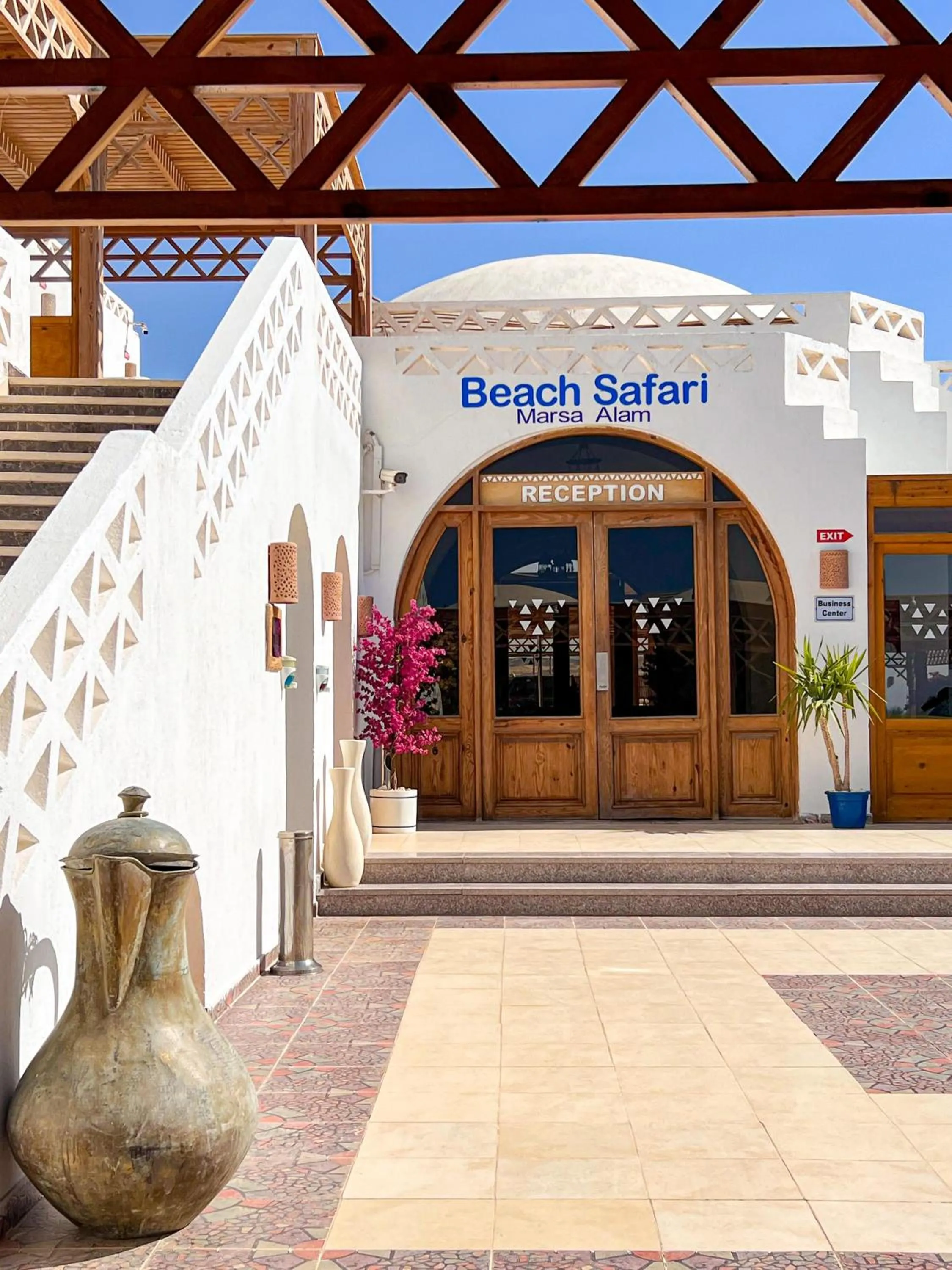 Facade/entrance in Beach safari nubian resort