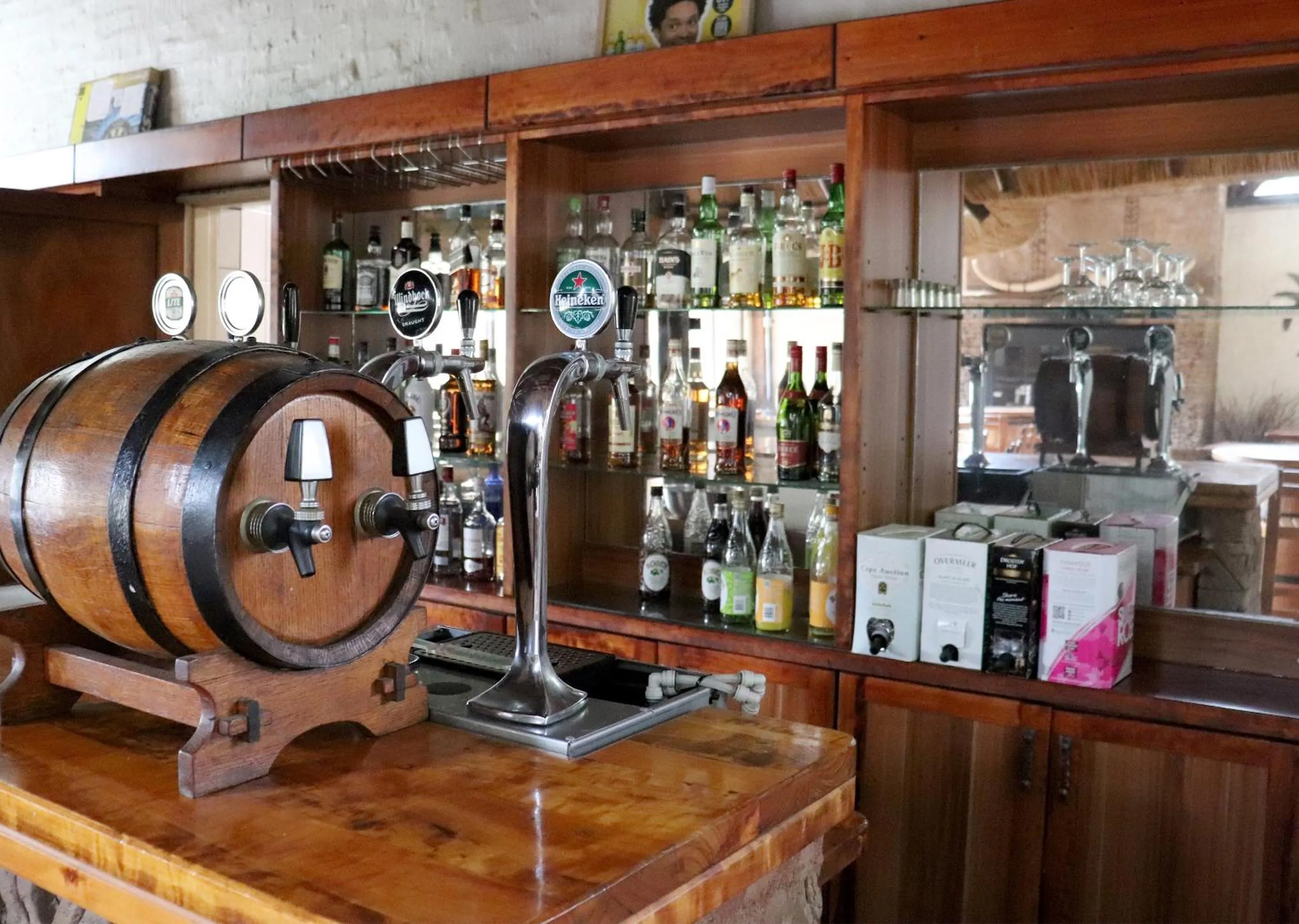 Lounge or bar in Olifants River Lodge by Dream Resorts