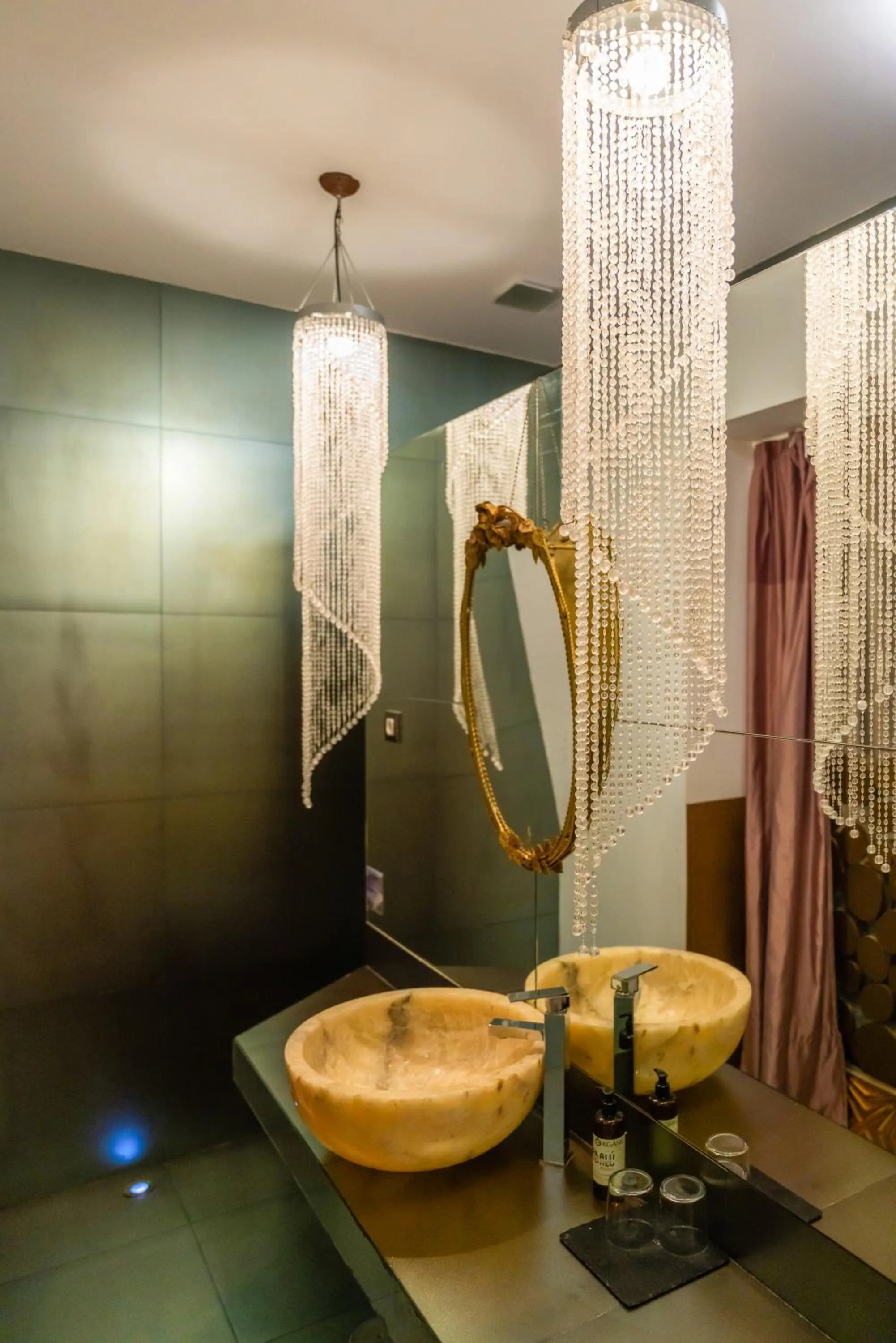 Bathroom in Abalú Design Boutique Hotel Gran Via