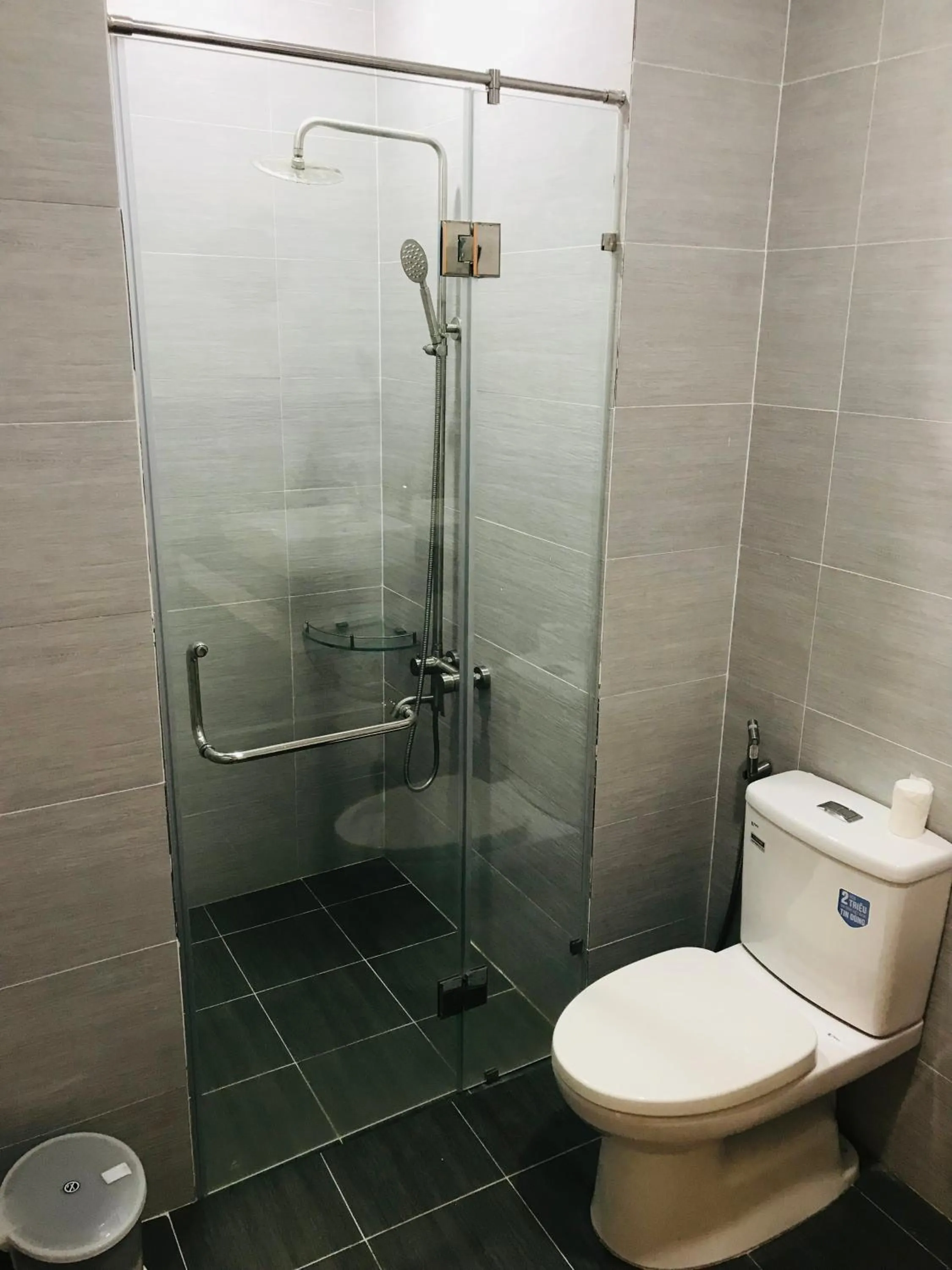 Shower in Kalia Hotel