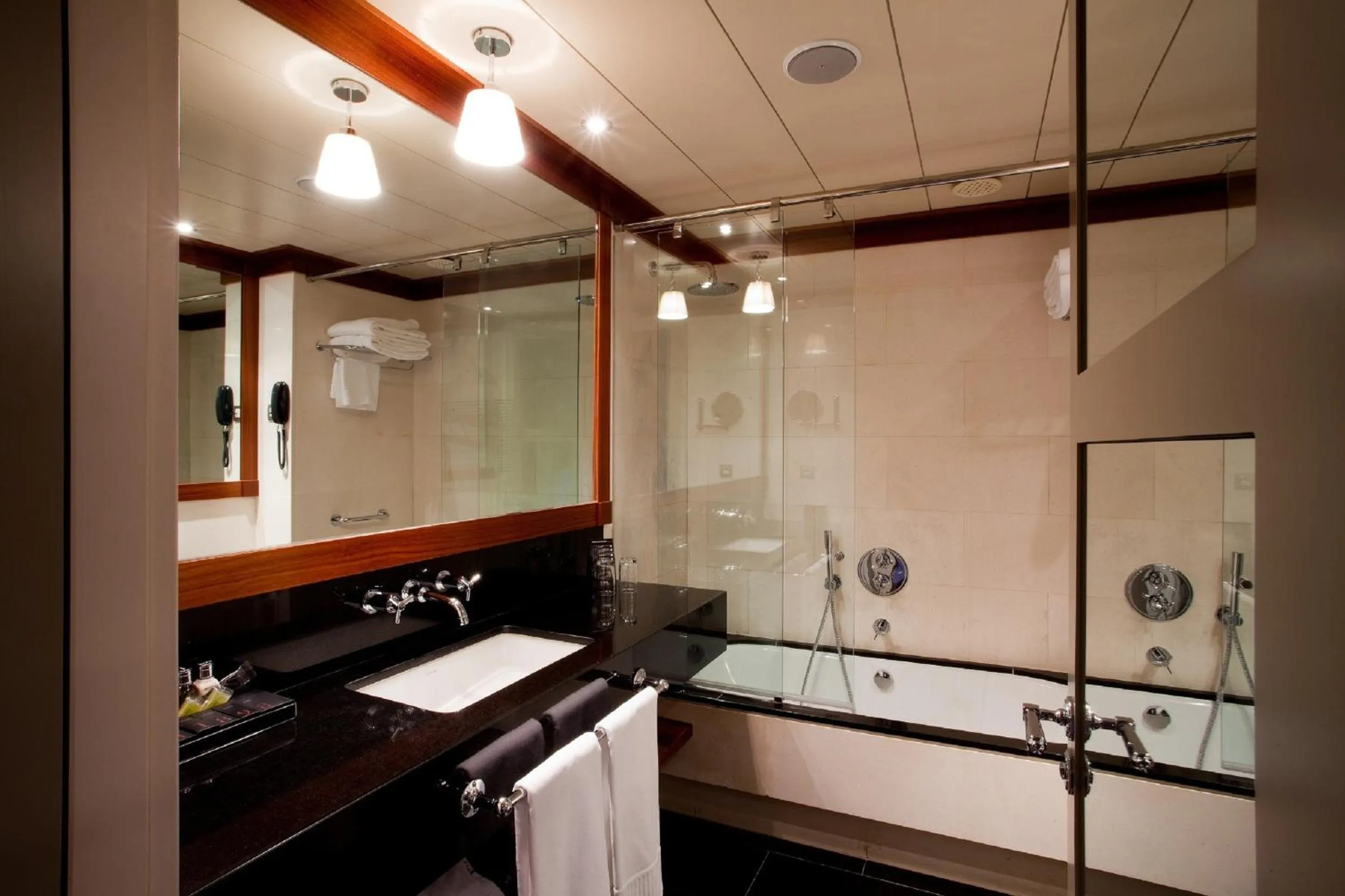 Bathroom in Hotel 1898