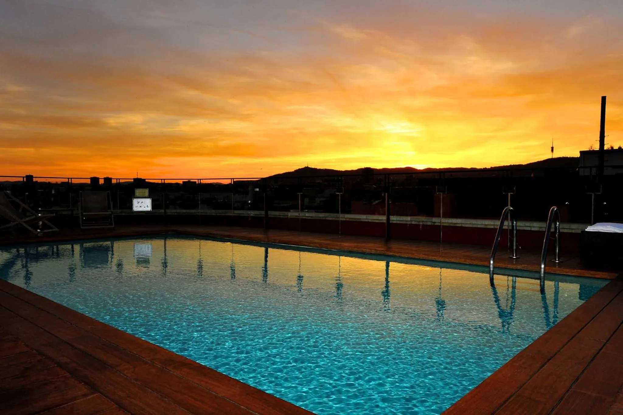 Swimming pool in Hotel 1898