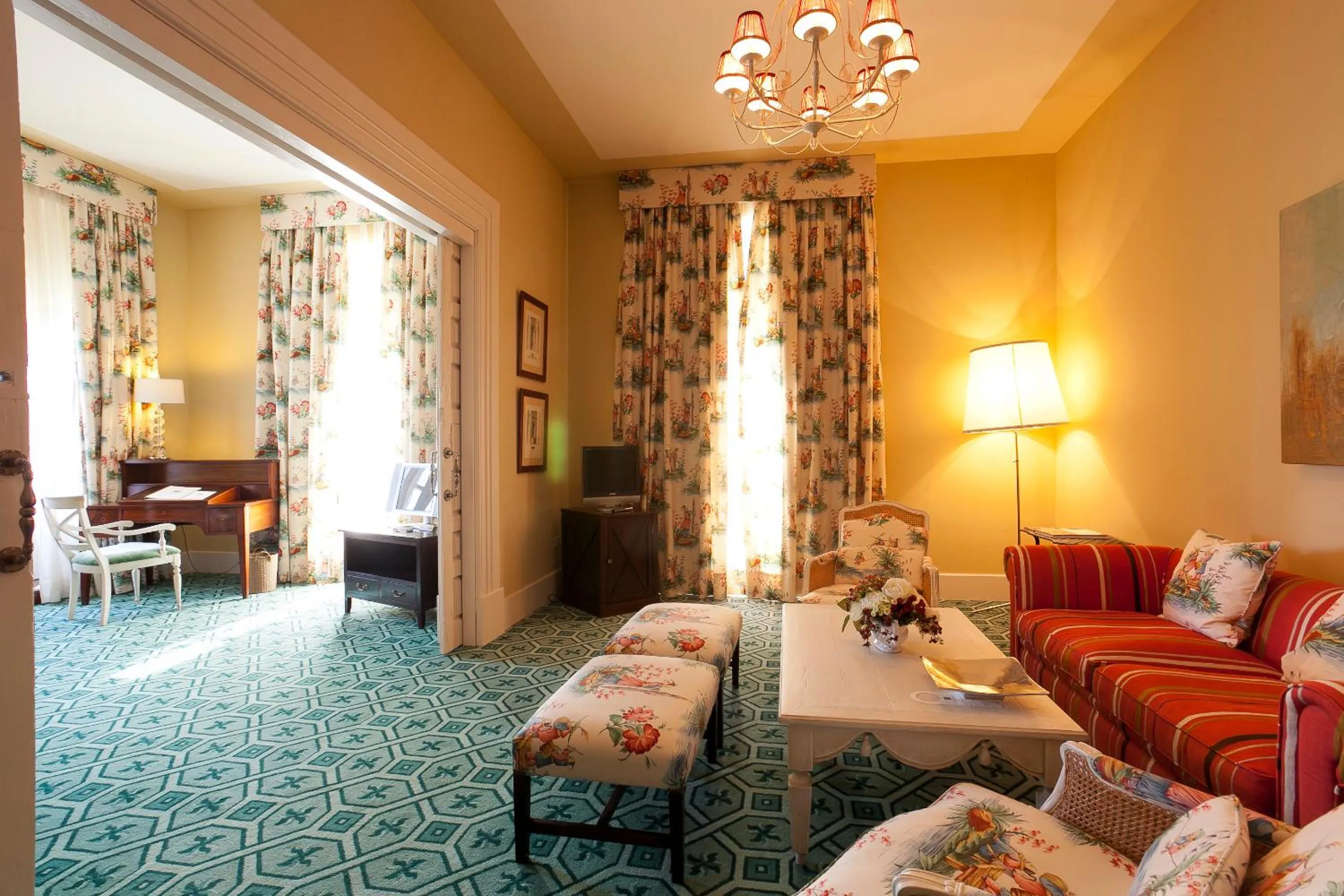 Photo of the whole room, Bed in Hotel Palacio Urgoiti