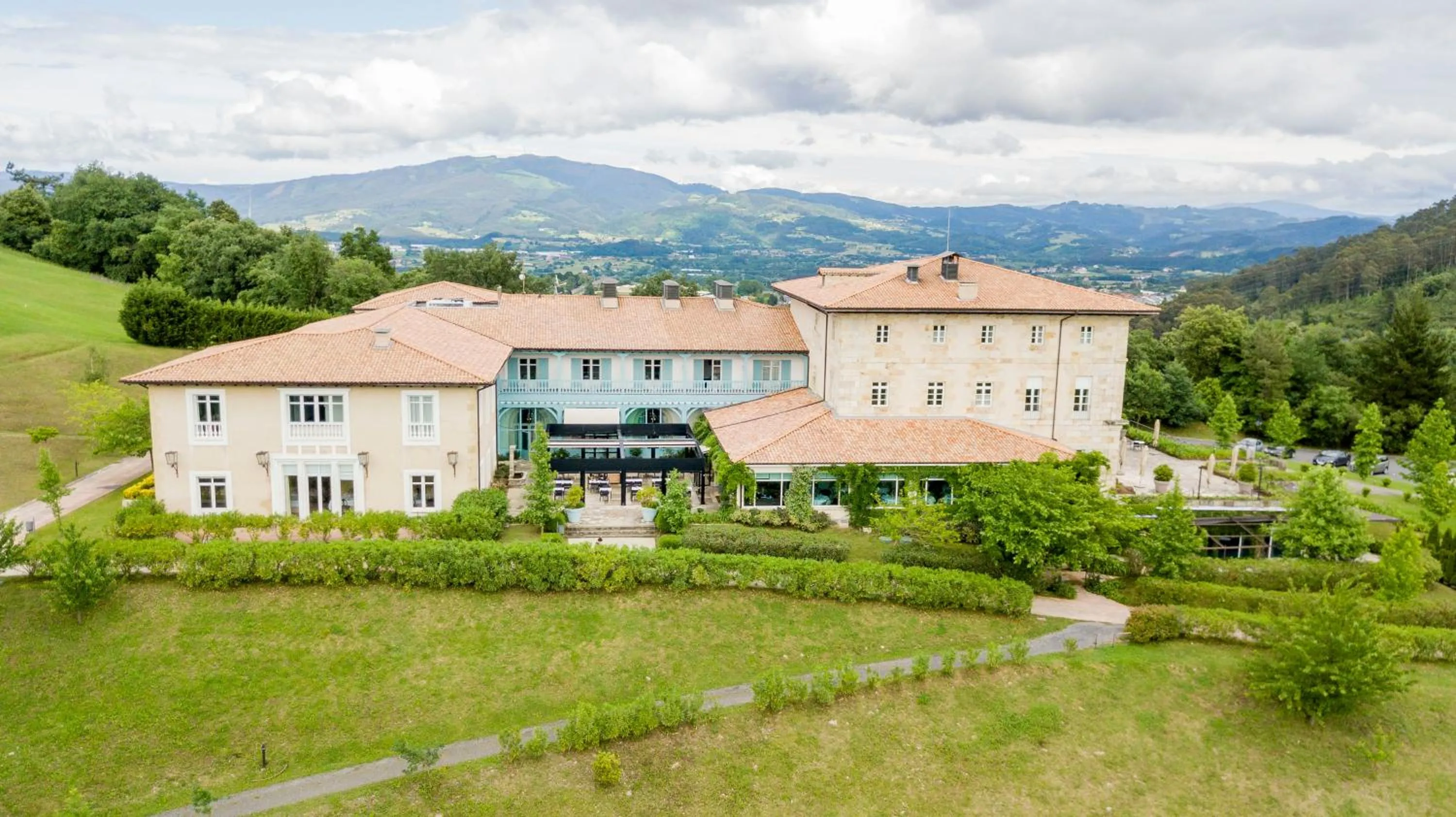 Bird's eye view in Hotel Palacio Urgoiti