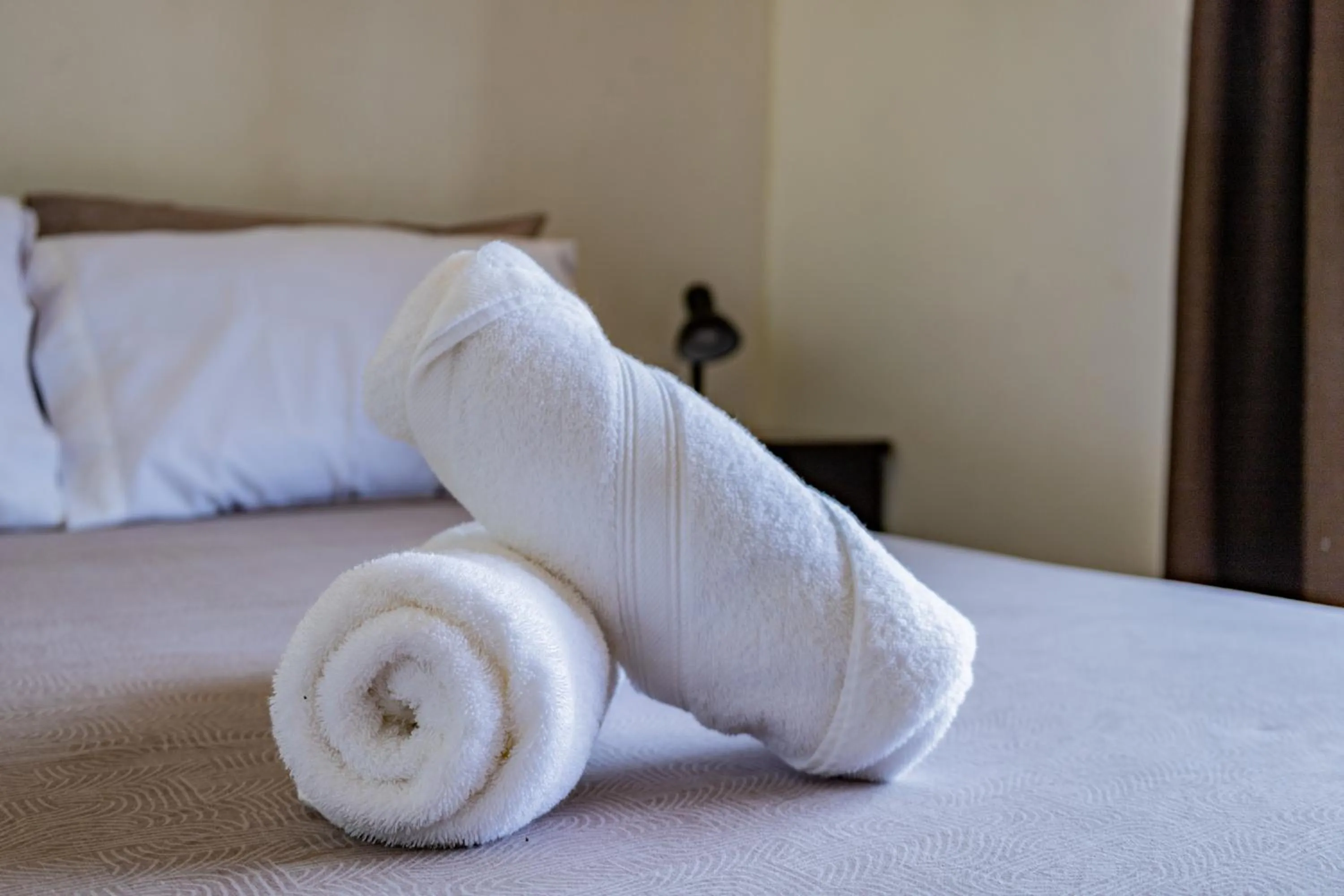 Bed in Spacious Penthouse Near NAIA with 24-7 Convenience