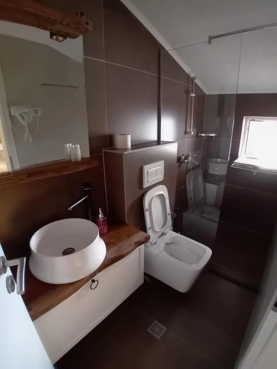 Toilet in Hotel Driada