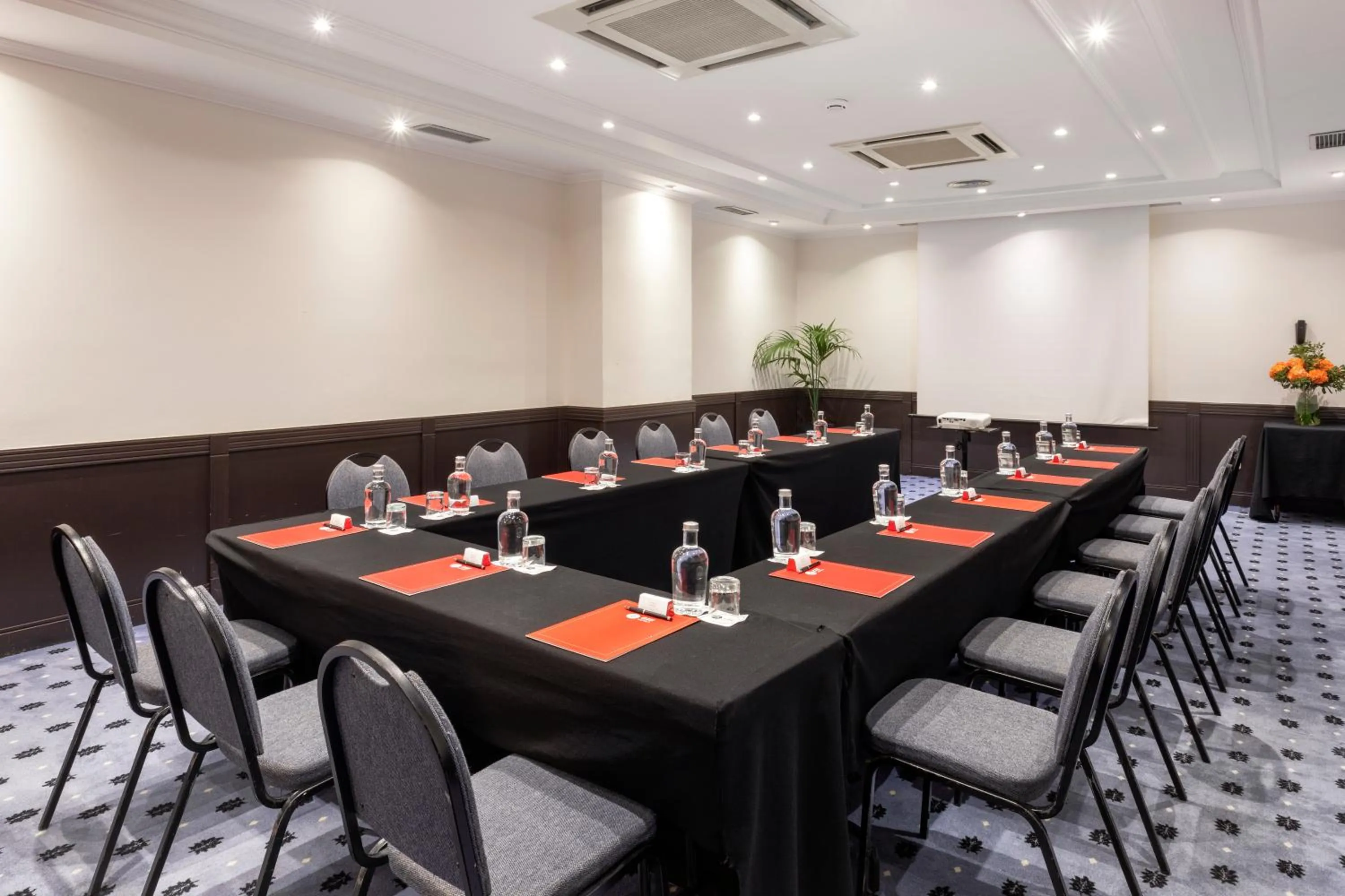 Meeting/conference room in Exe Sevilla Macarena