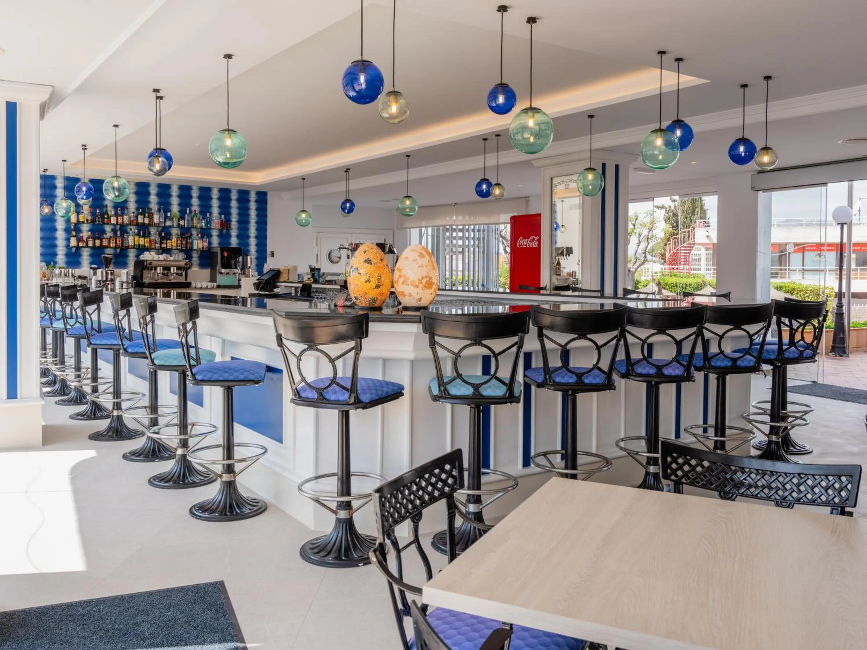 Lounge or bar in Grupotel Maritimo