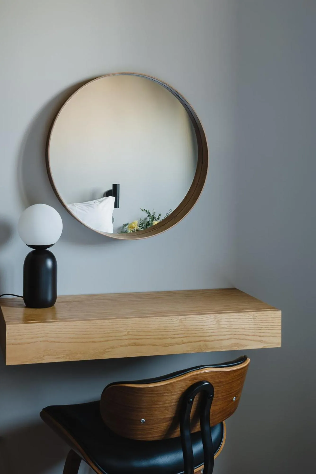 hair dresser in Lisbon Five Stars Alcântara Lofts