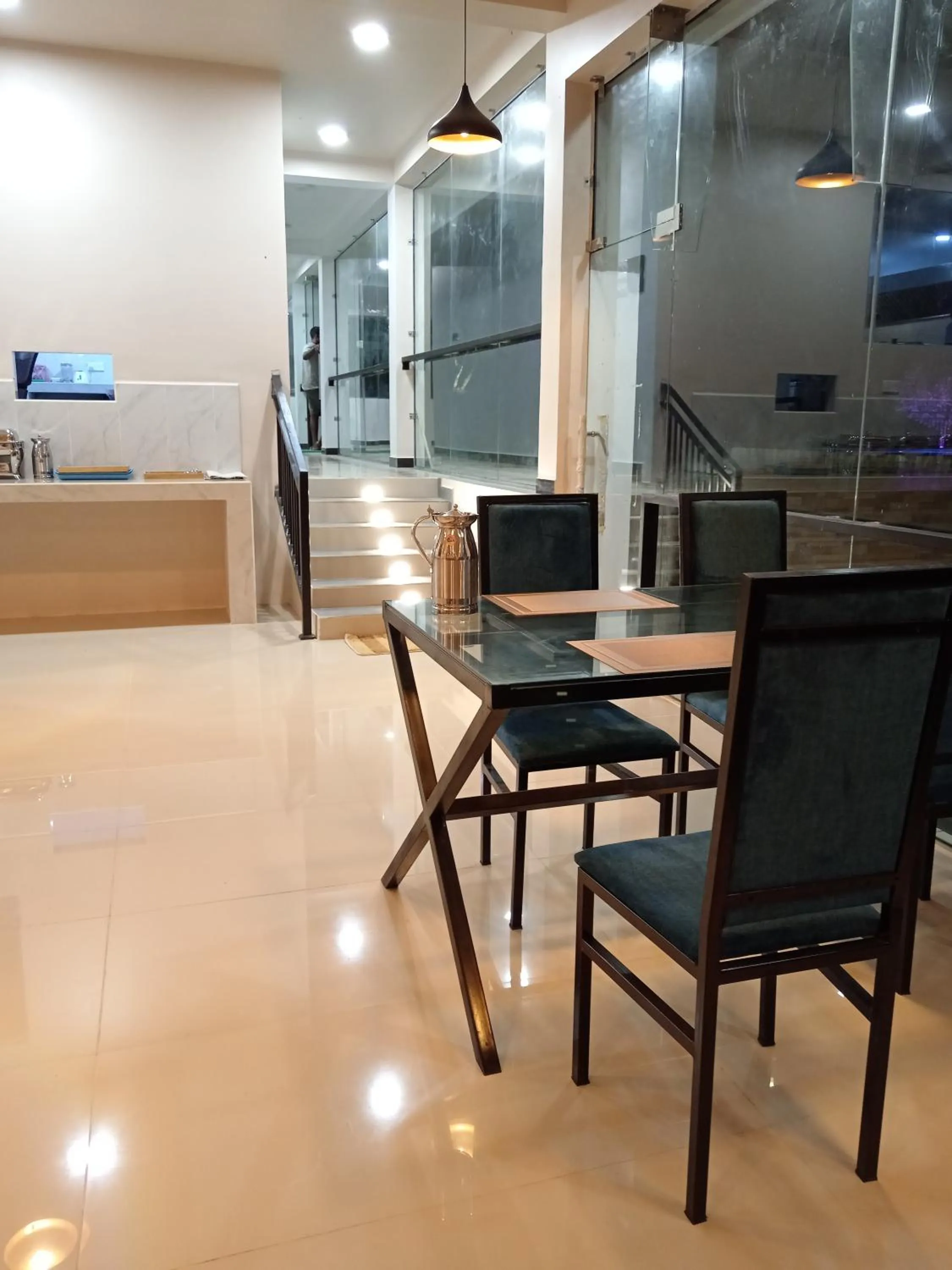 Restaurant/places to eat in CRYSTAL RIVERSTON DECK